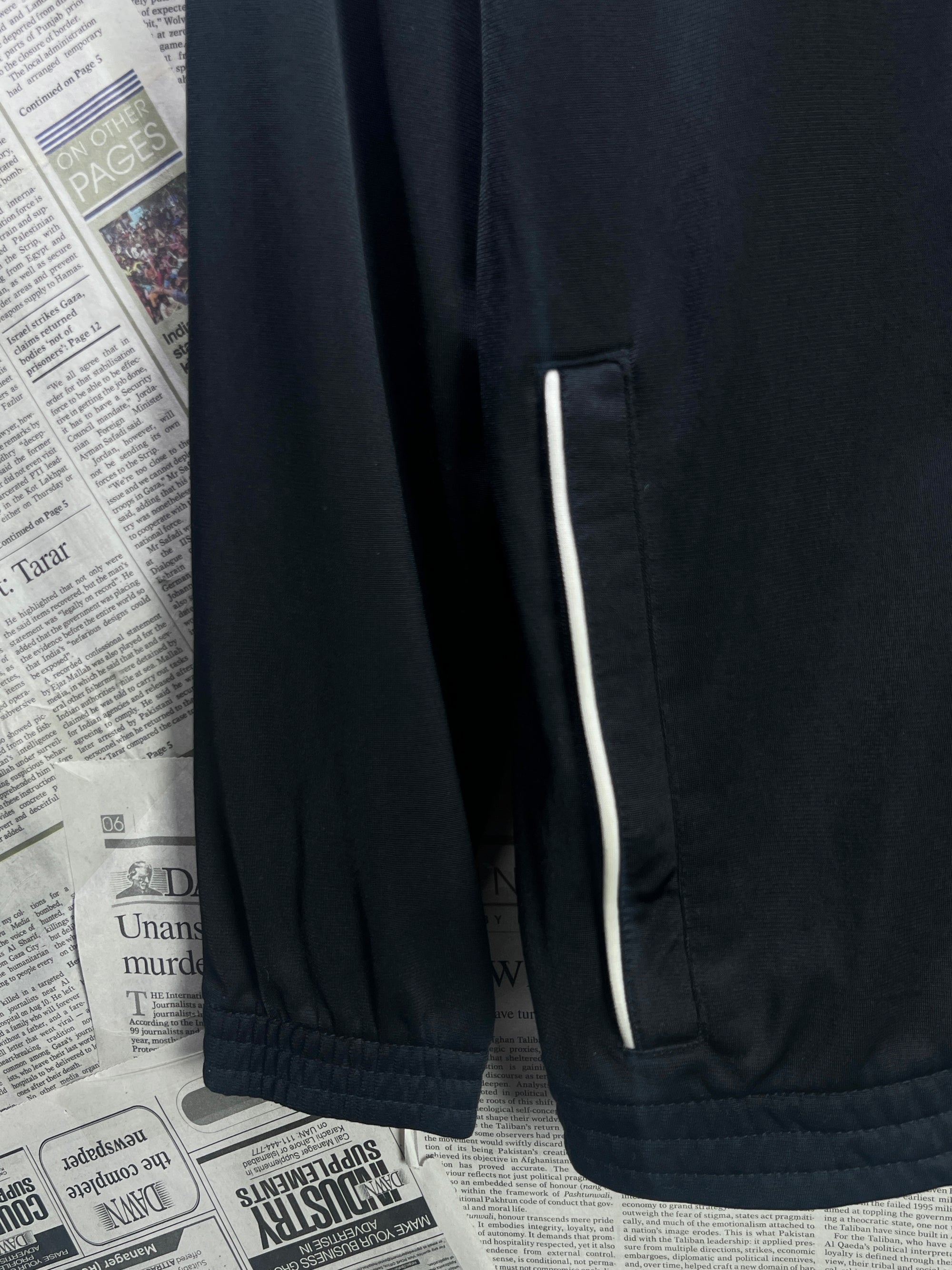 Adid*s® Small | Chest: 20" | Black | Jacket | 1890 - Genuine Maal