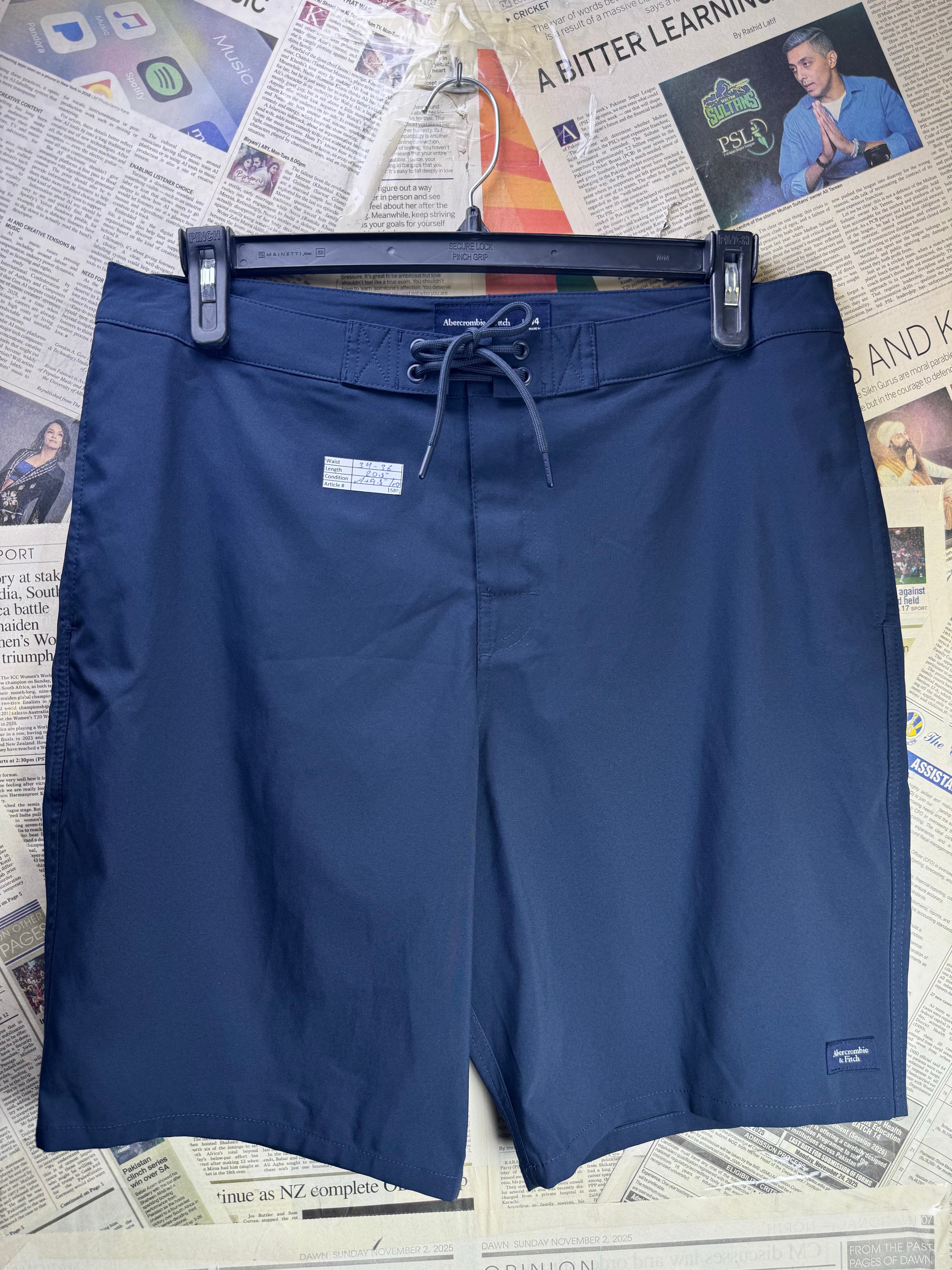 Ambercrombie & Fitch® Waist: 34" to 36" | Blue | Sports Shorts | Poly | 1588 - Genuine Maal