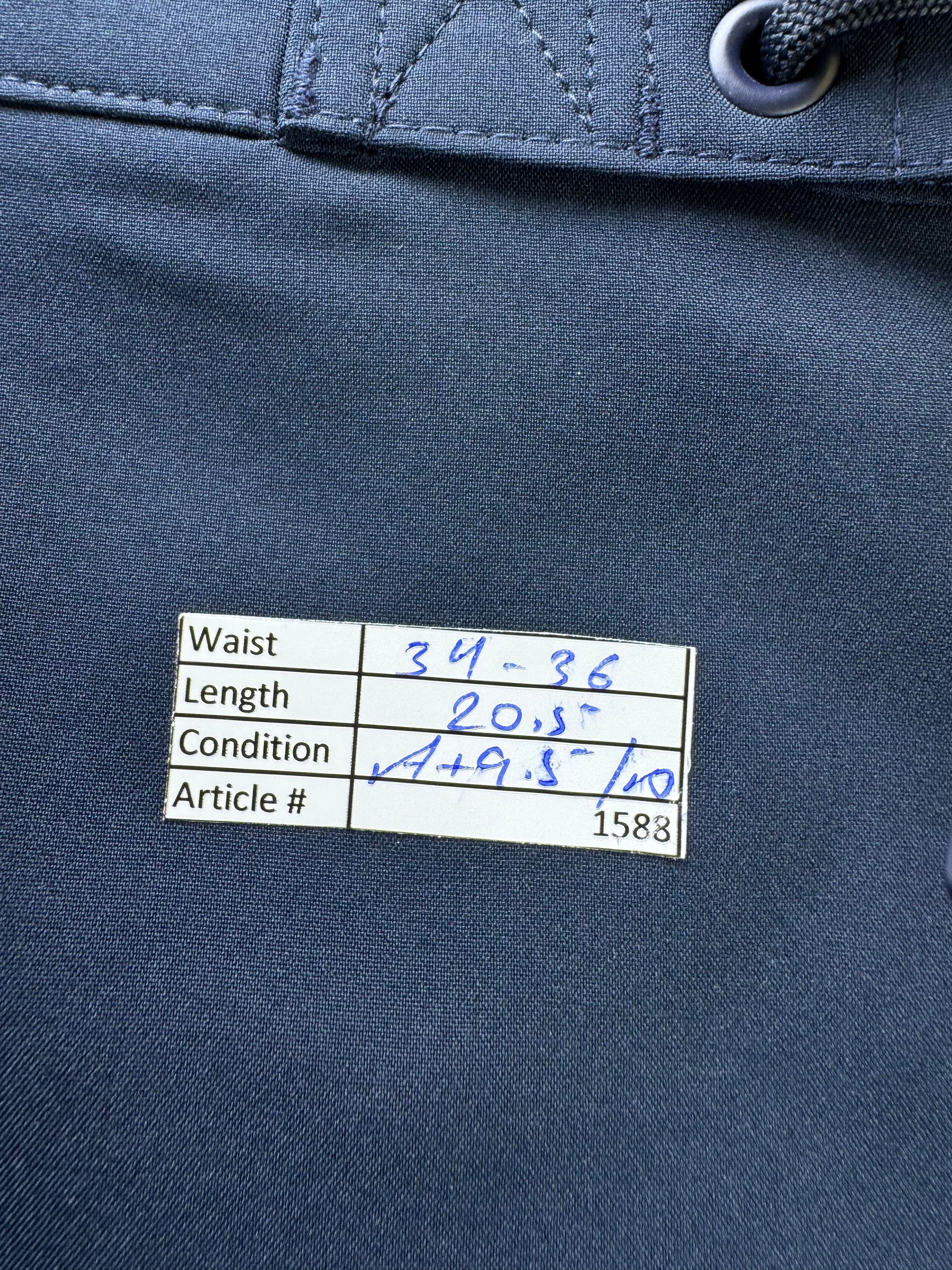 Ambercrombie & Fitch® Waist: 34" to 36" | Blue | Sports Shorts | Poly | 1588 - Genuine Maal