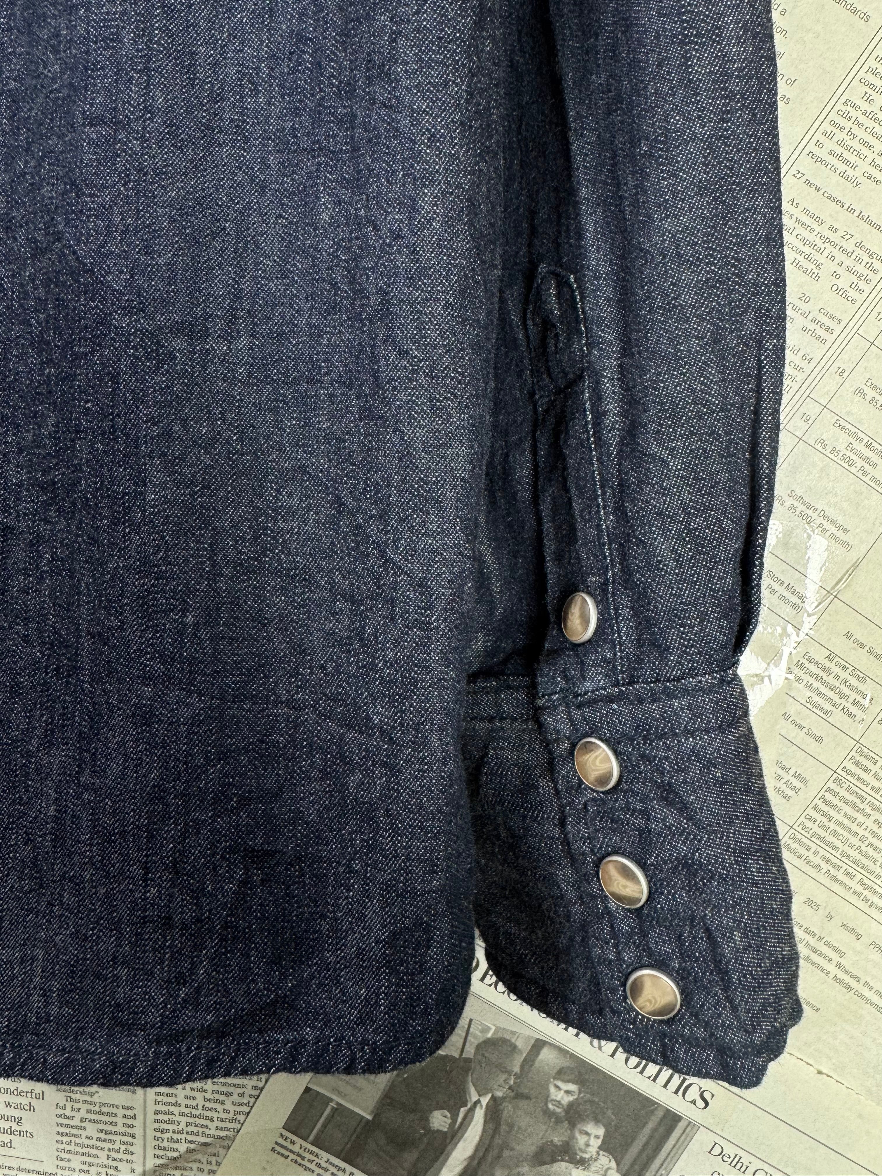 Carhartt® Small | Chest: 21" | Blue | VTG Denim Flame Resistant Shirt | Cotton | 2000 - Genuine Maal