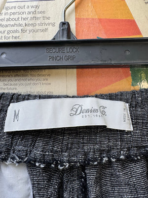 Denim & Co.® Waist: 32" to 34" | Shorts | Linen - Cotton | 1594 - Genuine Maal