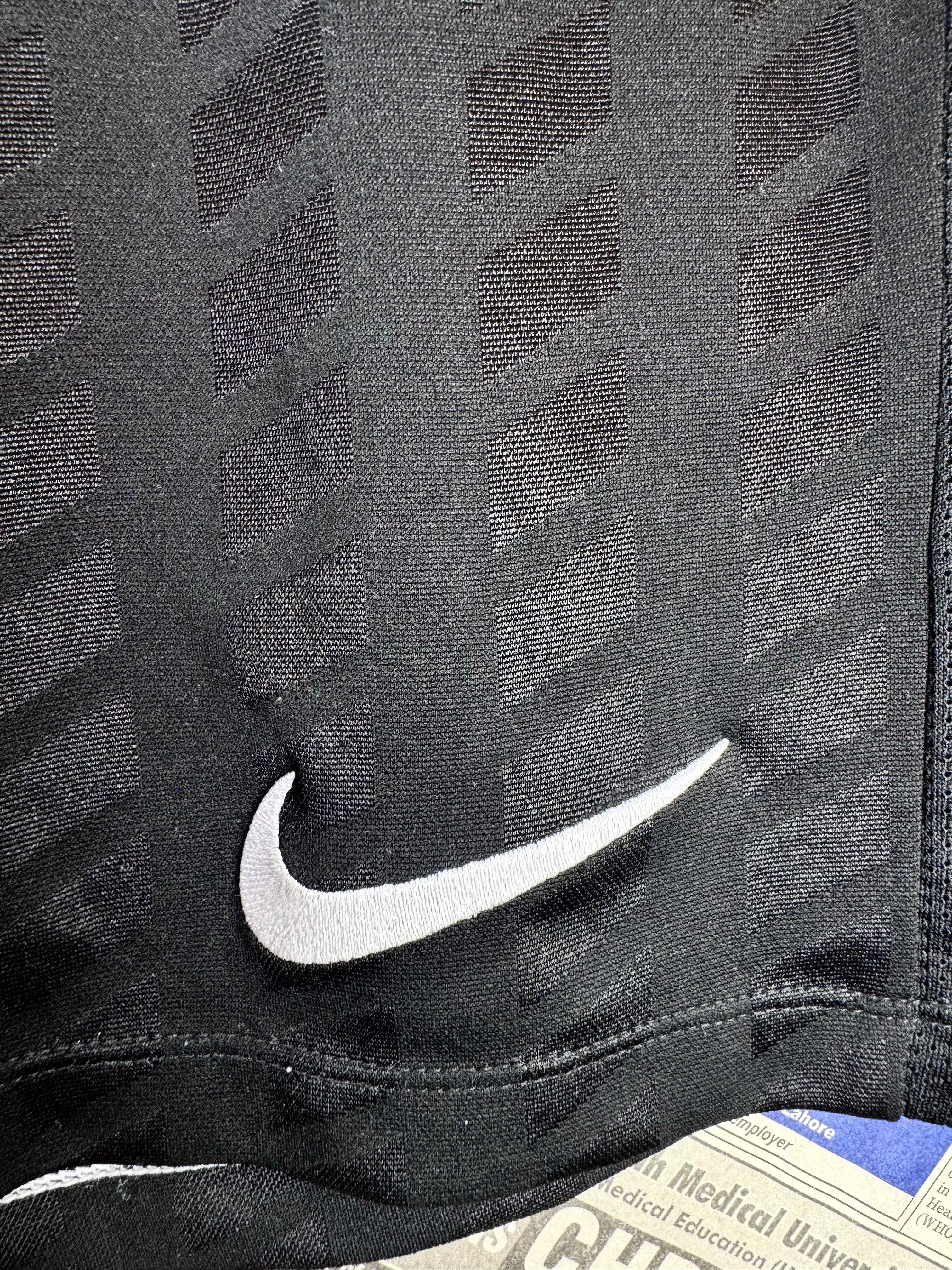 N*ke® Waist: 32" to 34" | Black | Sports Shorts | Poly | 1643 - Genuine Maal