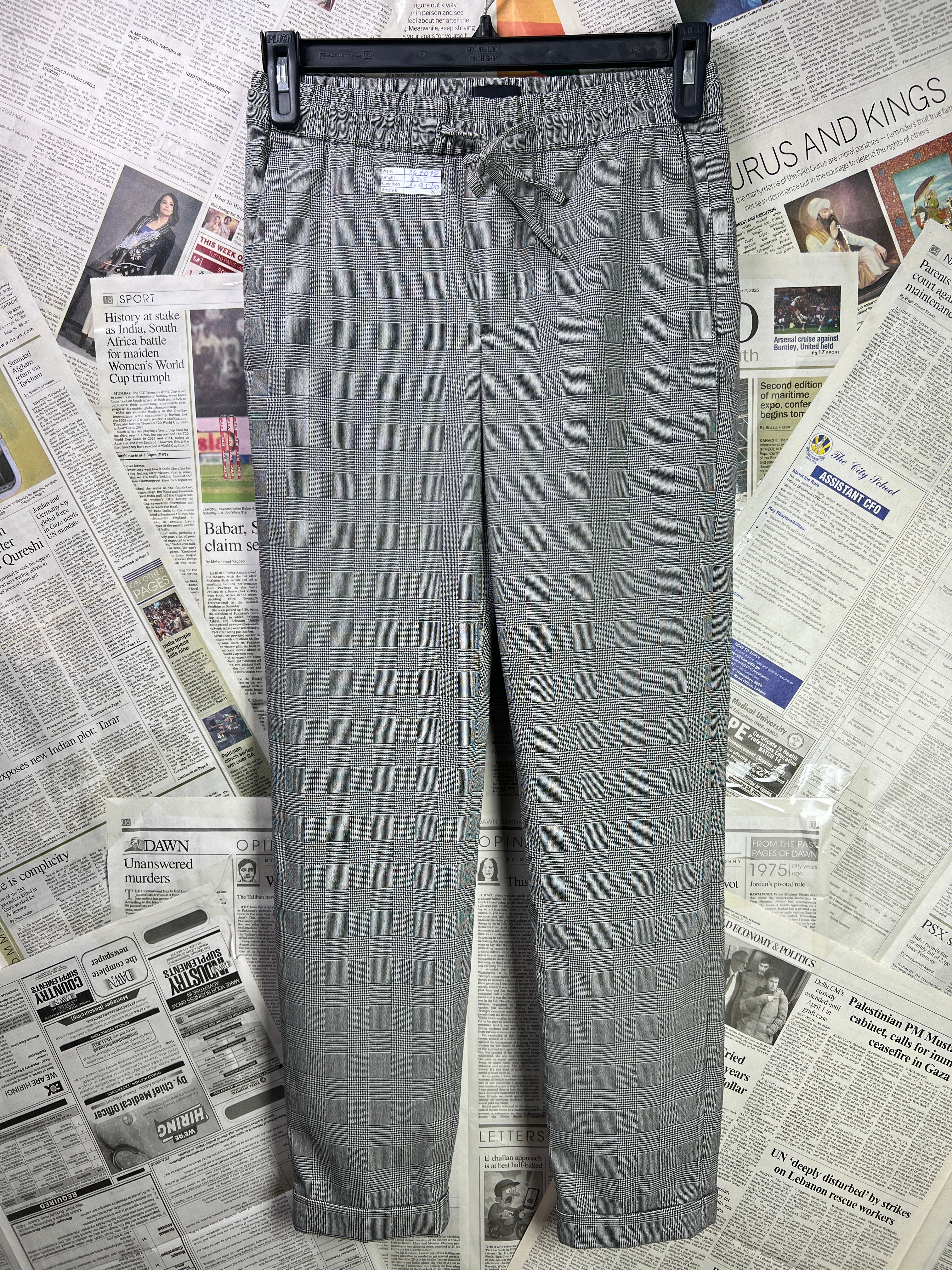 H&M® Waist: 26" to 28" | Houndstooth Pattern | Tapered Drawstring Trouser | 2630 - Genuine Maal