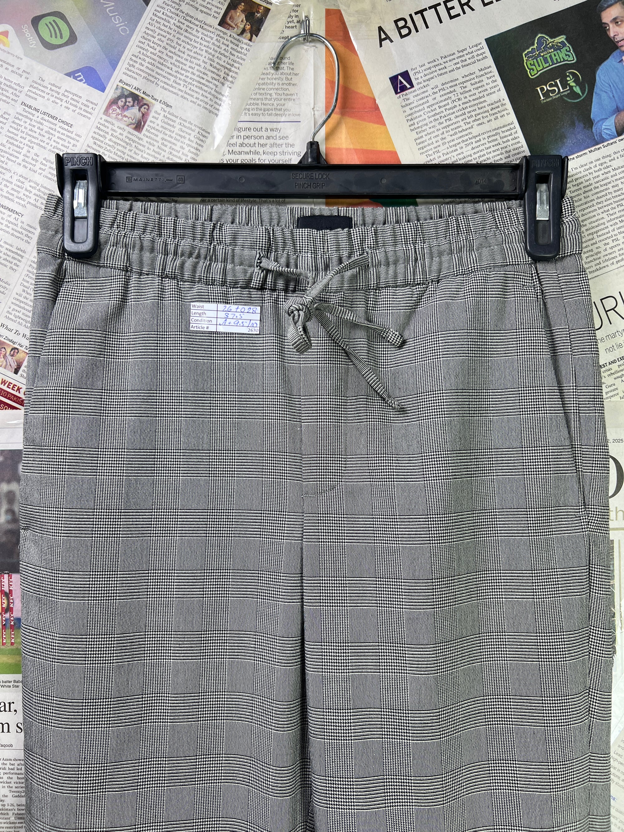 H&M® Waist: 26" to 28" | Houndstooth Pattern | Tapered Drawstring Trouser | 2630 - Genuine Maal