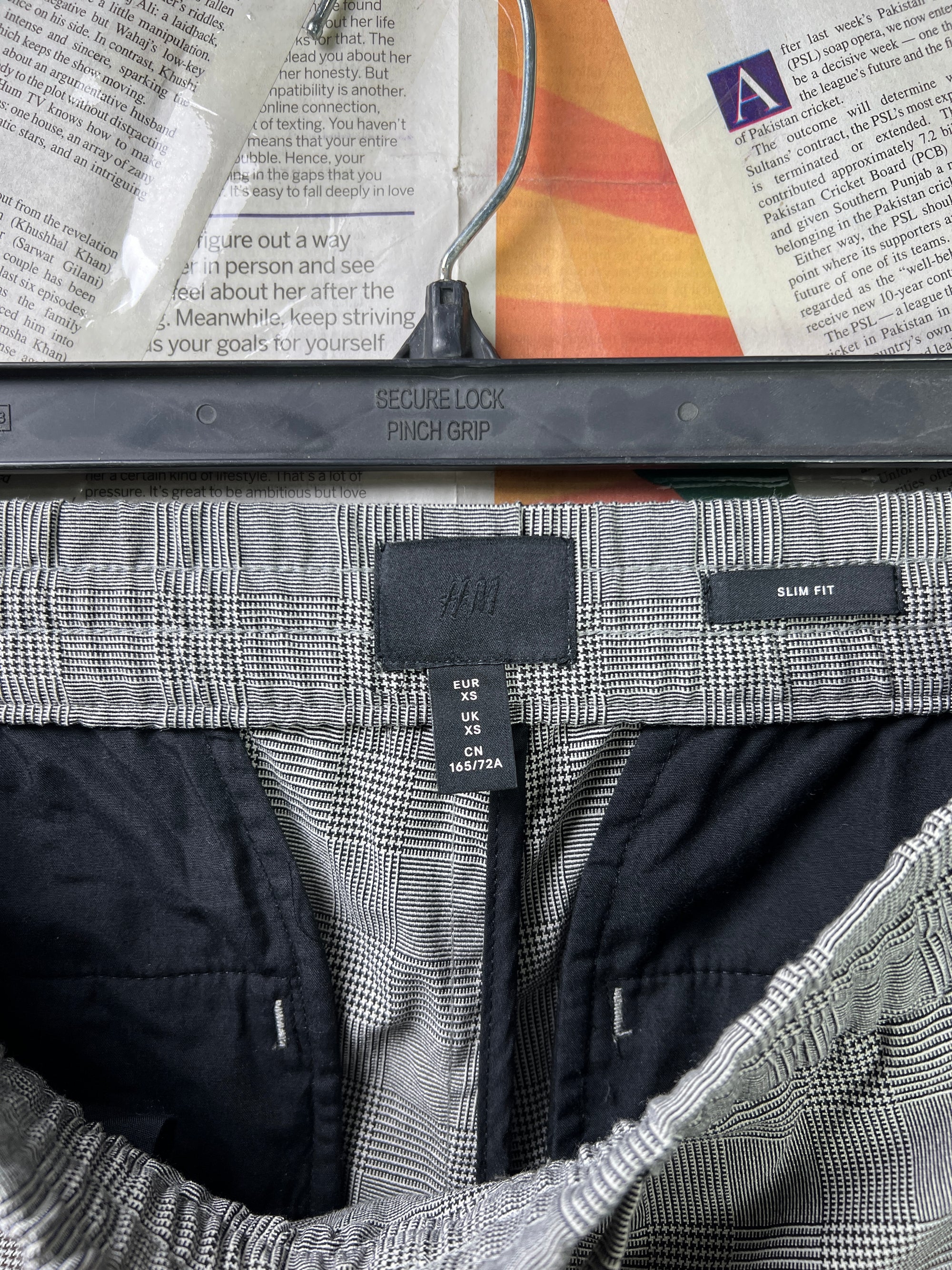 H&M® Waist: 26" to 28" | Houndstooth Pattern | Tapered Drawstring Trouser | 2630 - Genuine Maal