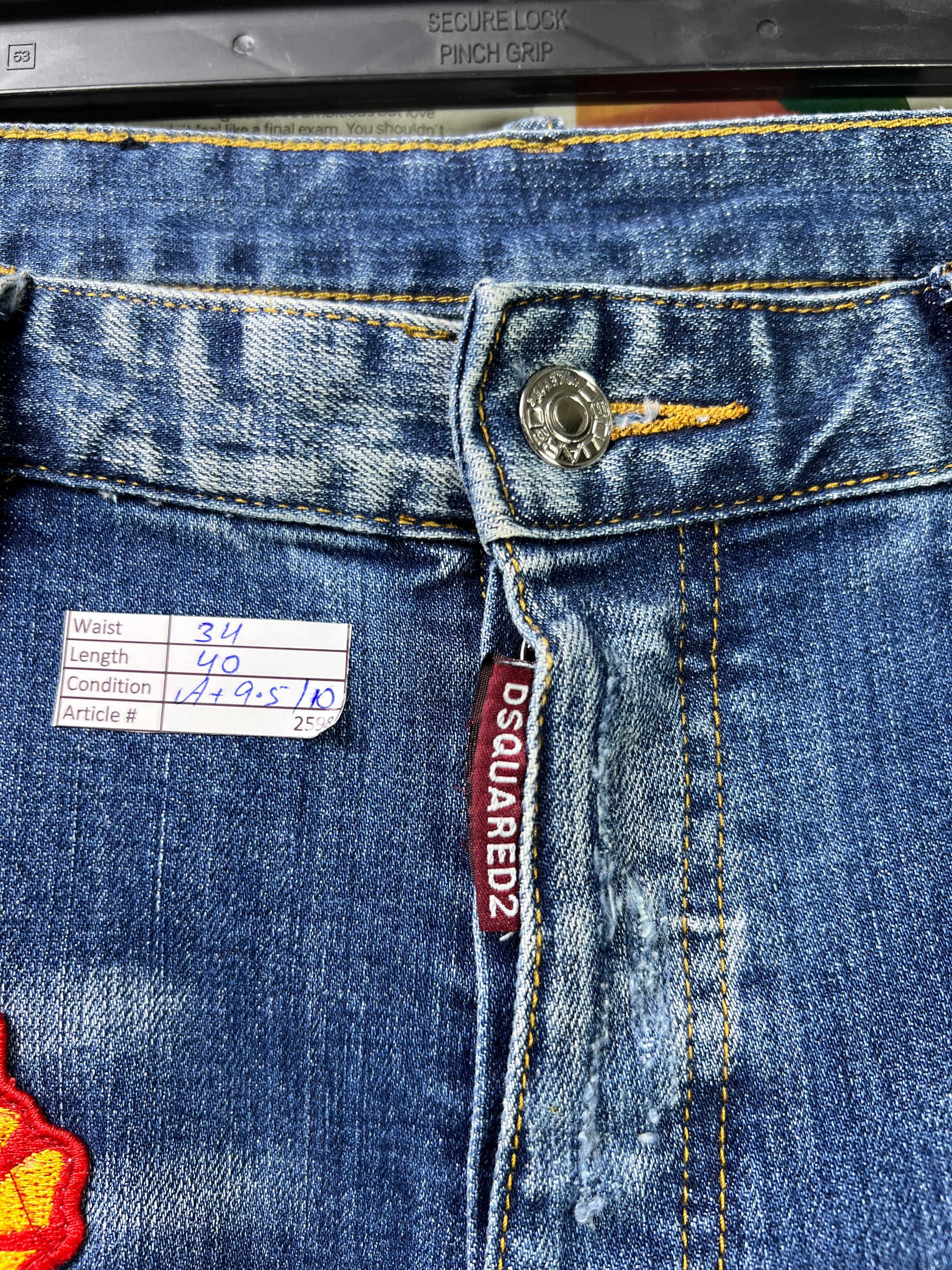 Women - DSQUARED® Waist: 34" | Blue | Distressed Denim Slim Fit Pants | 2598 | Made in Italy - Genuine Maal