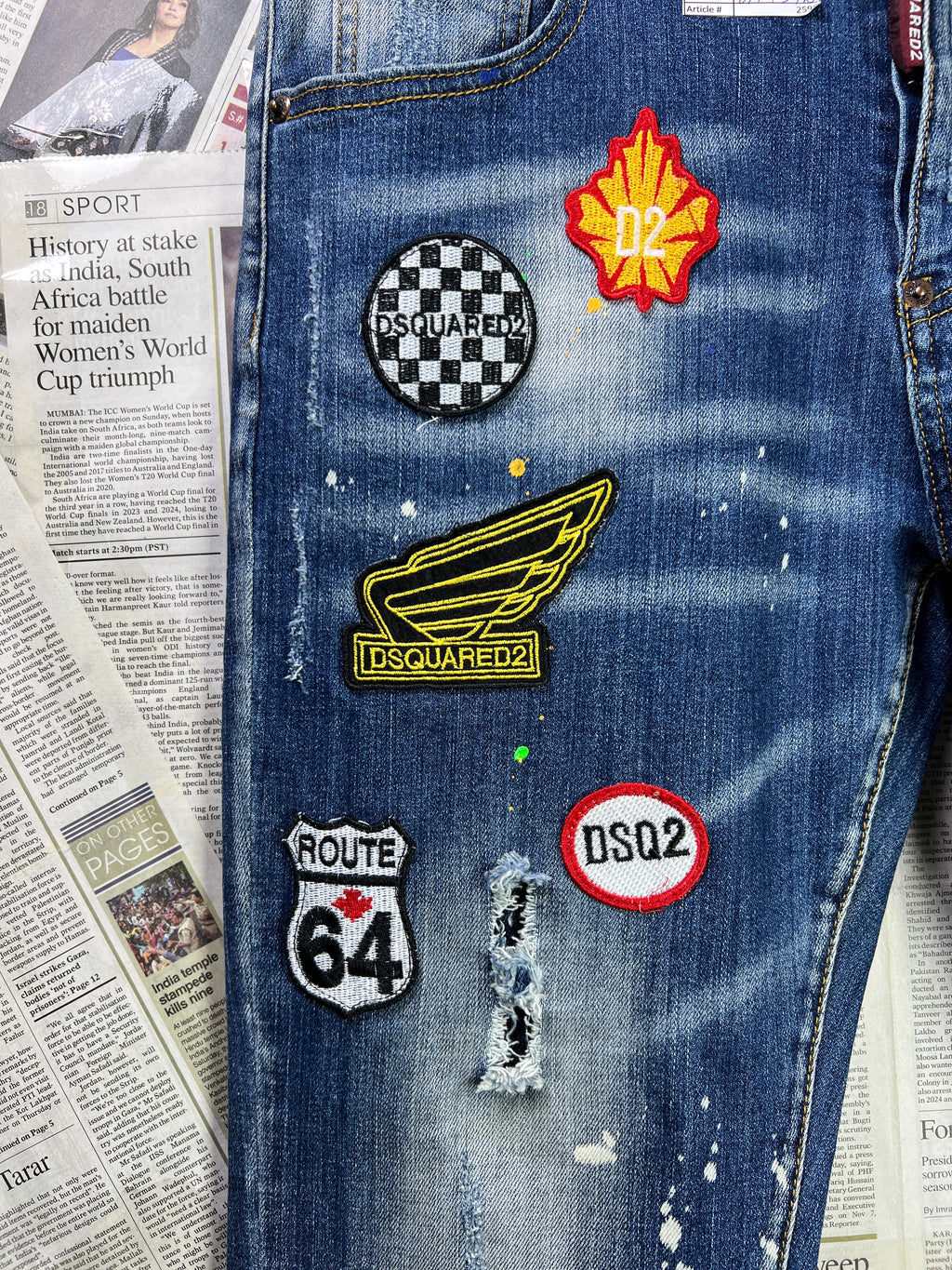 Women - DSQUARED® Waist: 34" | Blue | Distressed Denim Slim Fit Pants | 2598 | Made in Italy - Genuine Maal