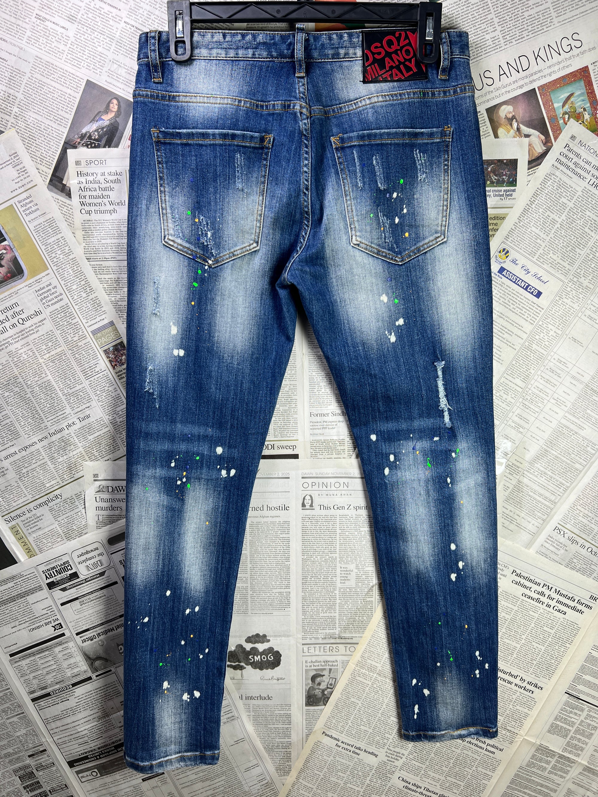 Women - DSQUARED® Waist: 34" | Blue | Distressed Denim Slim Fit Pants | 2598 | Made in Italy - Genuine Maal