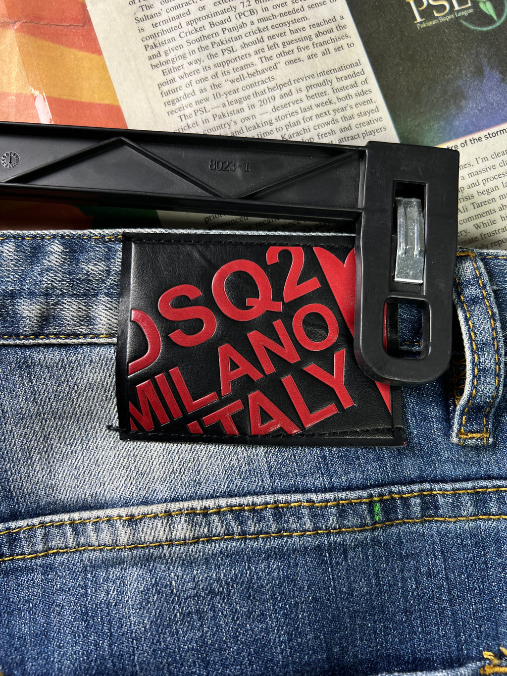 Women - DSQUARED® Waist: 34" | Blue | Distressed Denim Slim Fit Pants | 2598 | Made in Italy - Genuine Maal