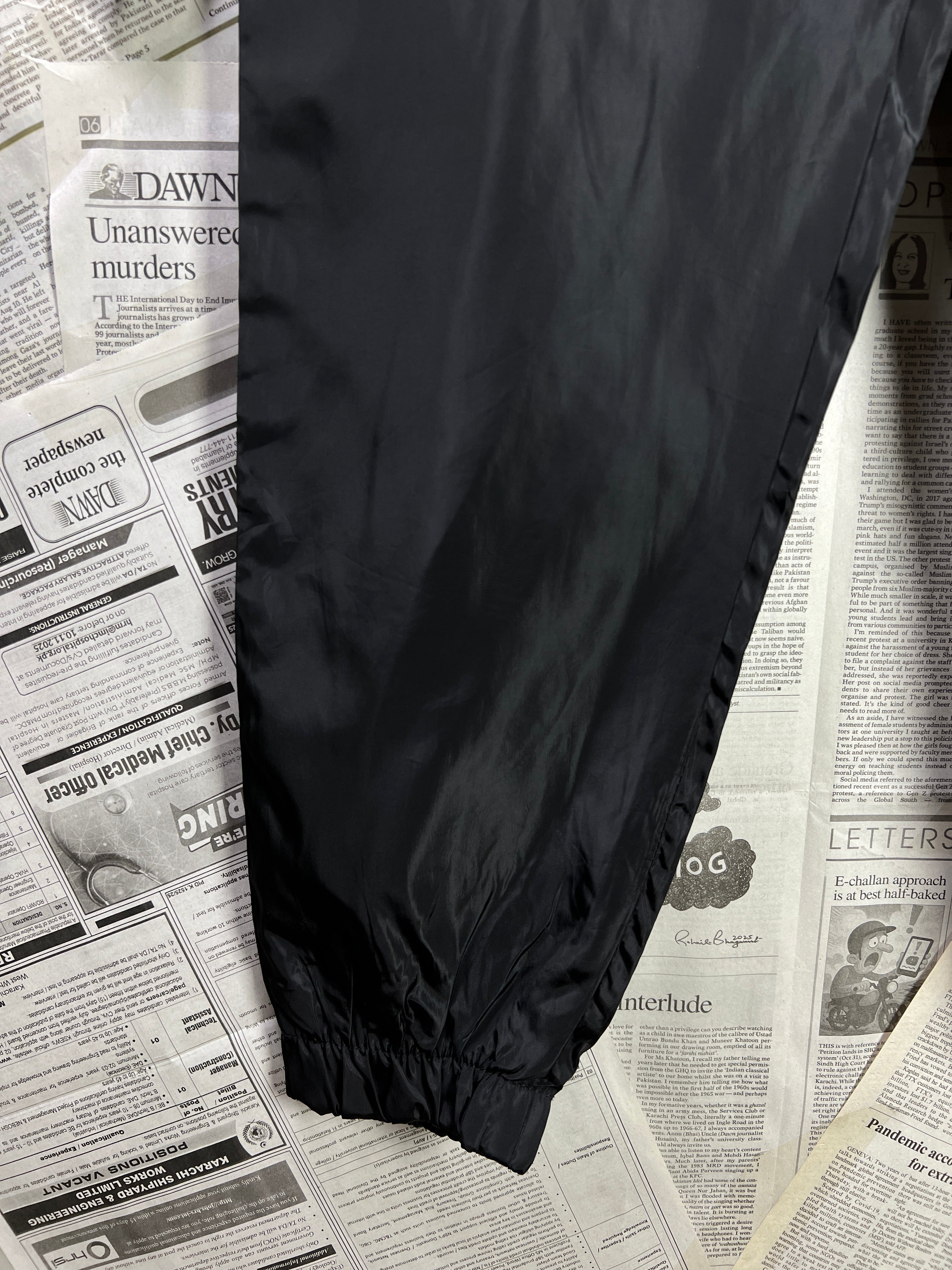 MAN® Waist: 28" to 30" | Black | Cargo Trouser | Poly | 2625 - Genuine Maal