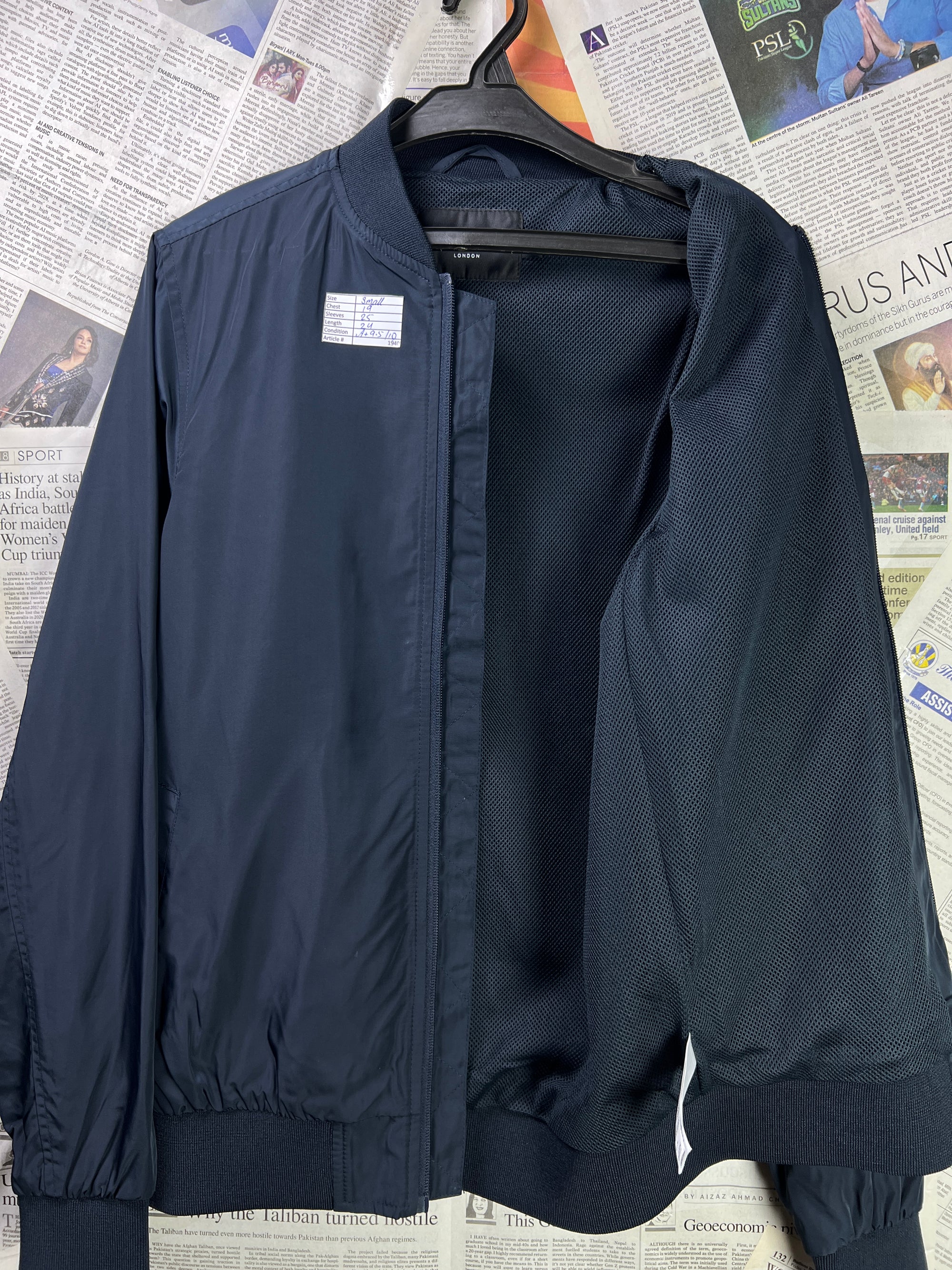 Burton® Small | Chest: 19" | Blue | Bomber Jacket | Mesh Lining | 1940 - Genuine Maal