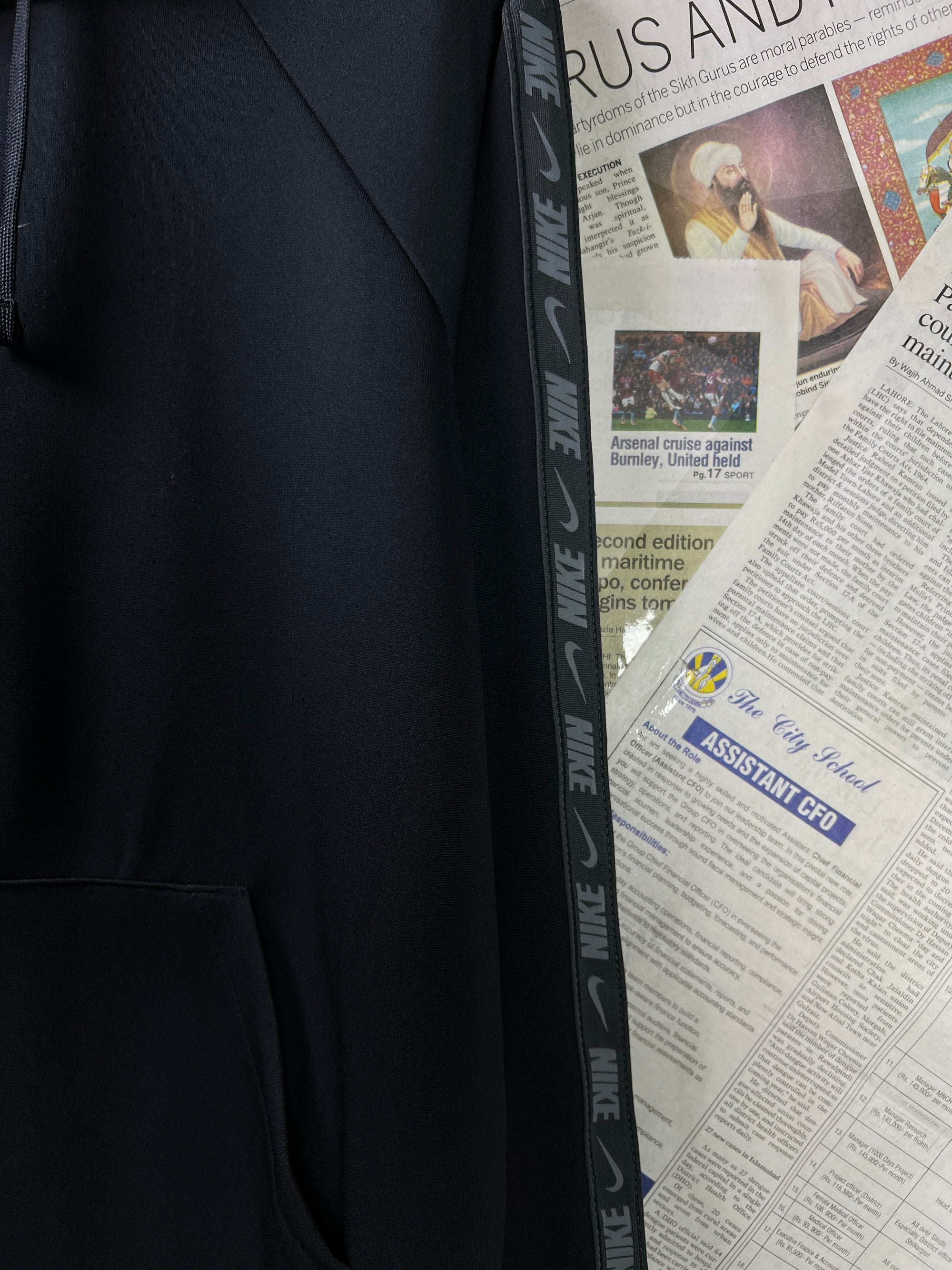 N*ke® Small | Chest: 20.5" | Black | Hoodie Pullover | Stretch Lining | 1954 - Genuine Maal