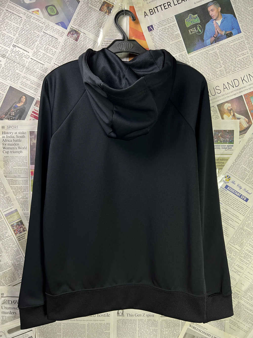 N*ke® Small | Chest: 20.5" | Black | Hoodie Pullover | Stretch Lining | 1954 - Genuine Maal