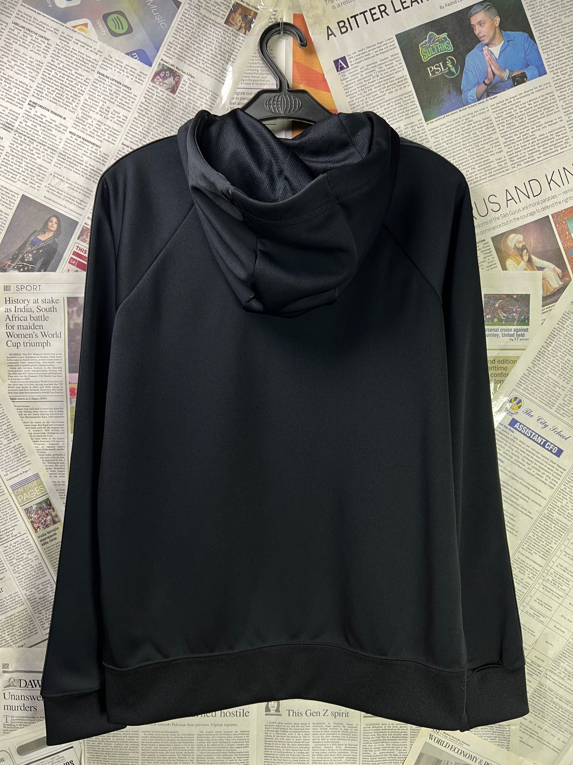 N*ke® Small | Chest: 20.5" | Black | Hoodie Pullover | Stretch Lining | 1954 - Genuine Maal