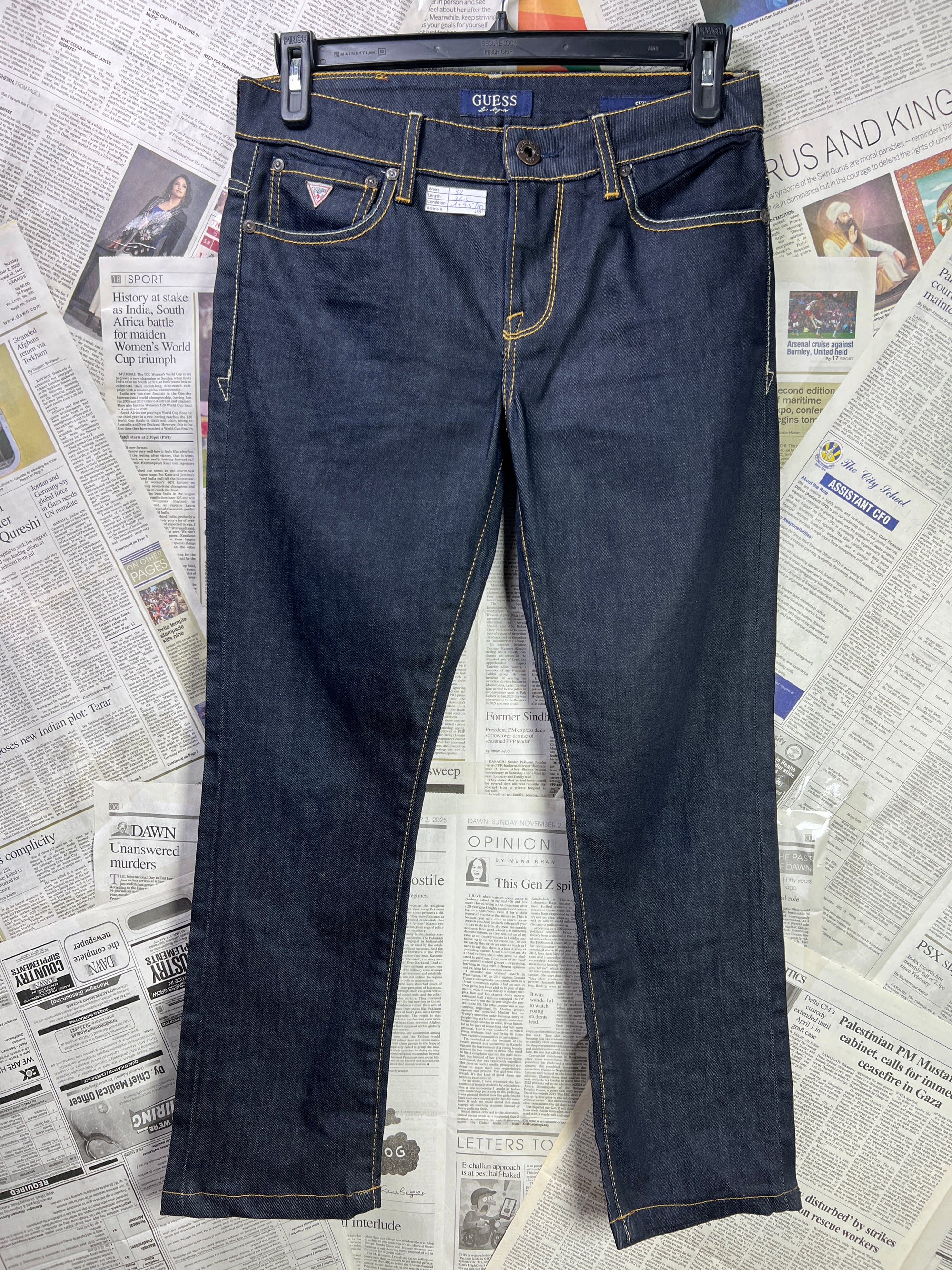 GUESS® Waist: 32" | Blue | Skinny Fit Denim Pant | 2597 - Genuine Maal