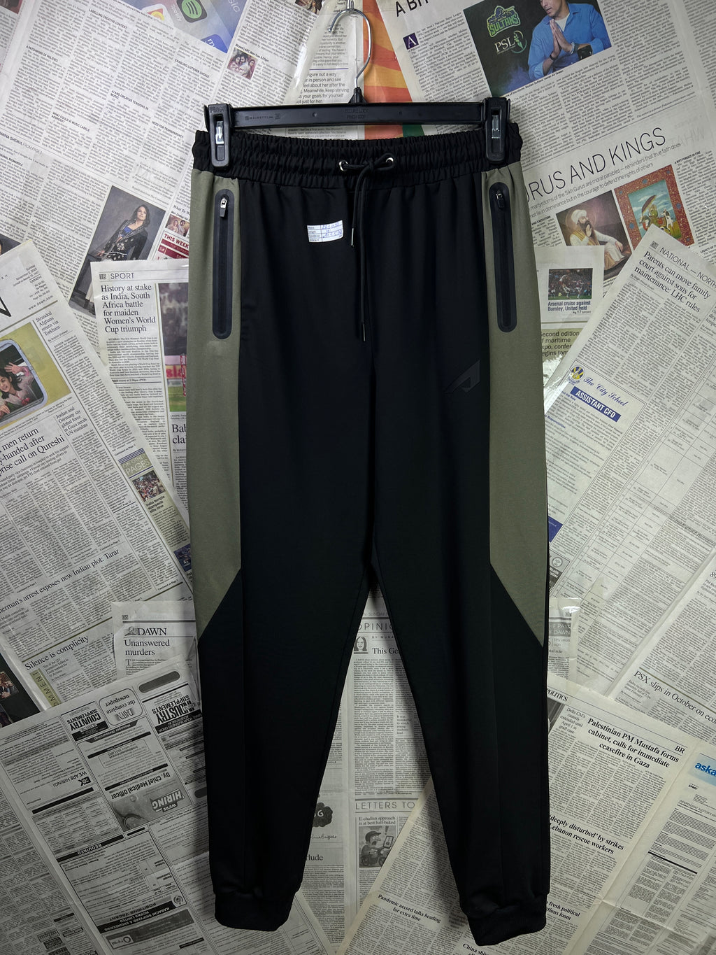 MAN® Waist: 28" to 30" | Black | Trouser | Stretched Lining | 2445 - Genuine Maal