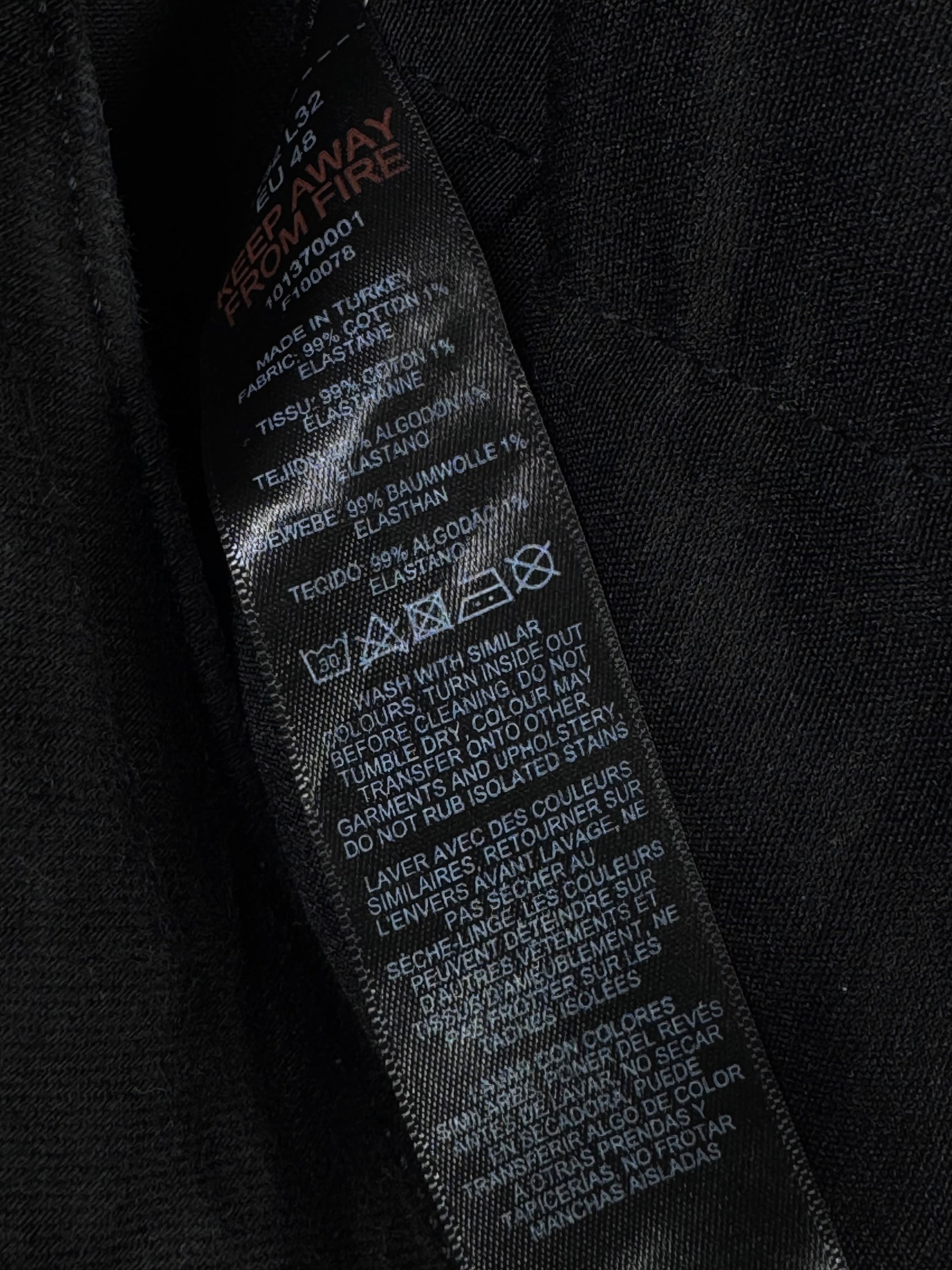 Topman® Waist: 32" to 34" | Black | Trouser | Fit: Tapered | 2650 - Genuine Maal