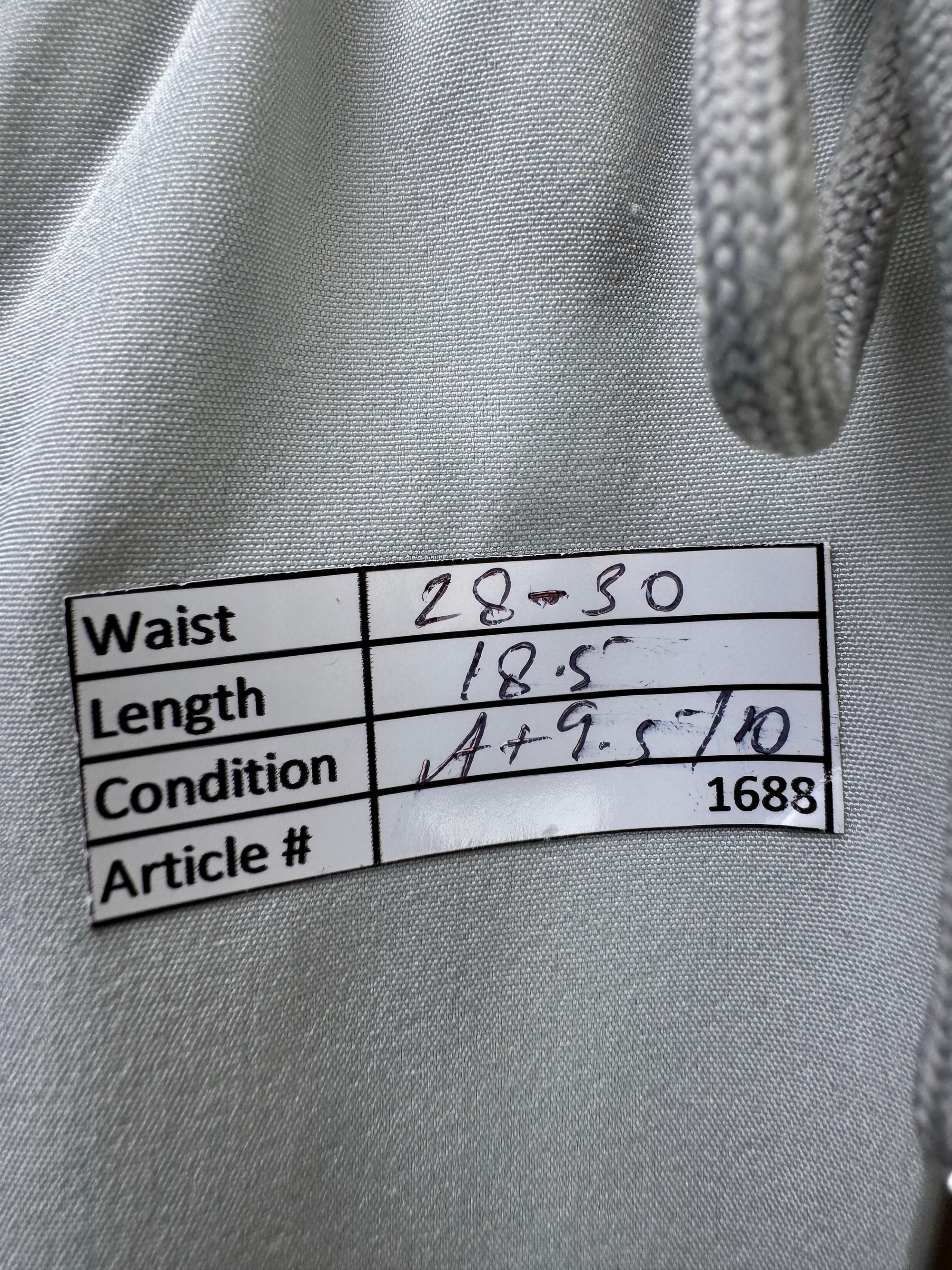 Manfinity® Waist: 28" to 30" | White | Gym Shorts | Poly - Elastane | 1688 - Genuine Maal