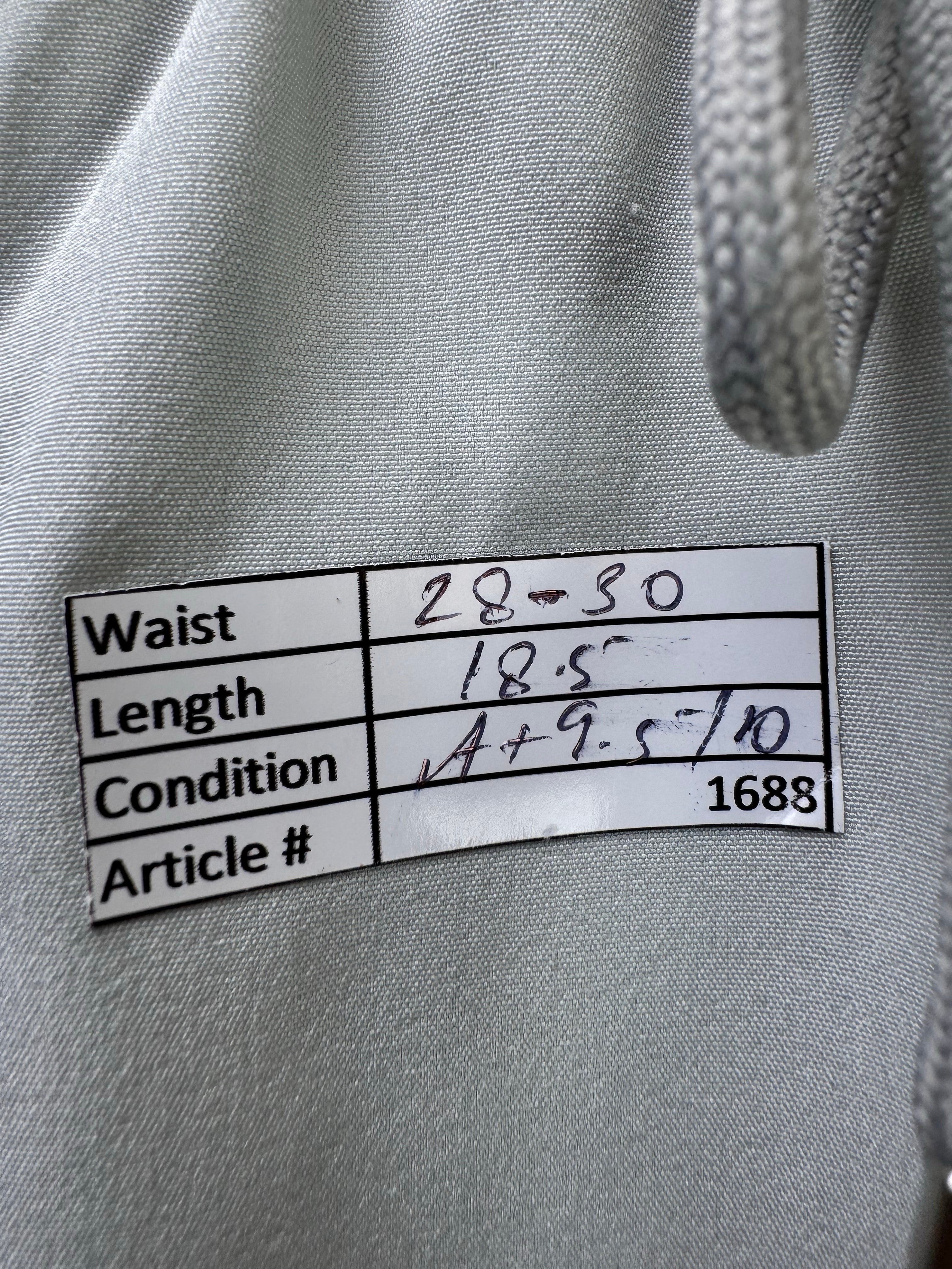 Manfinity® Waist: 28" to 30" | White | Gym Shorts | Poly - Elastane | 1688 - Genuine Maal