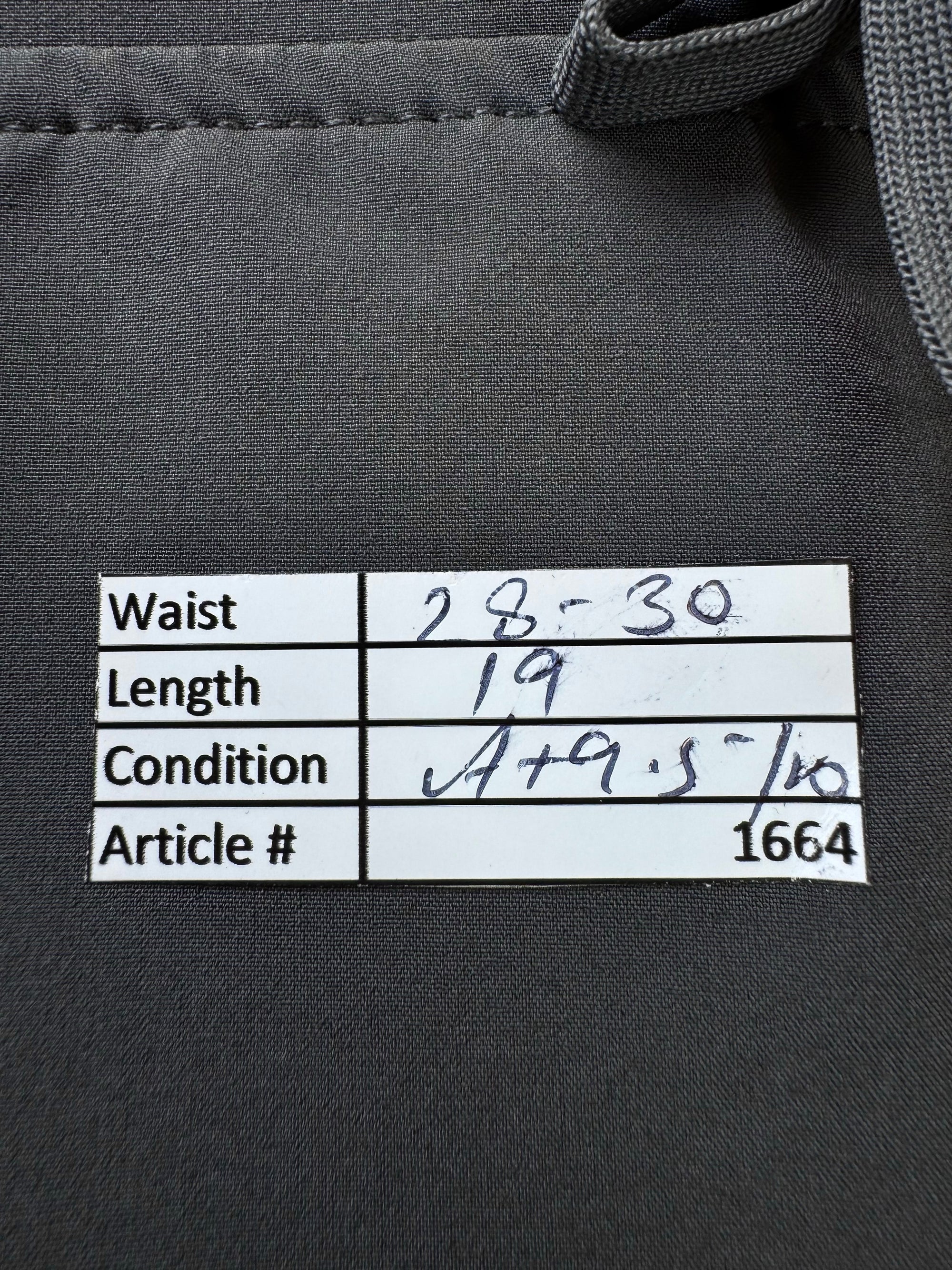 Monterrain® Waist: 28" to 30" | Grey | Hiking Shorts | Poly - Elastane | 1664 - Genuine Maal