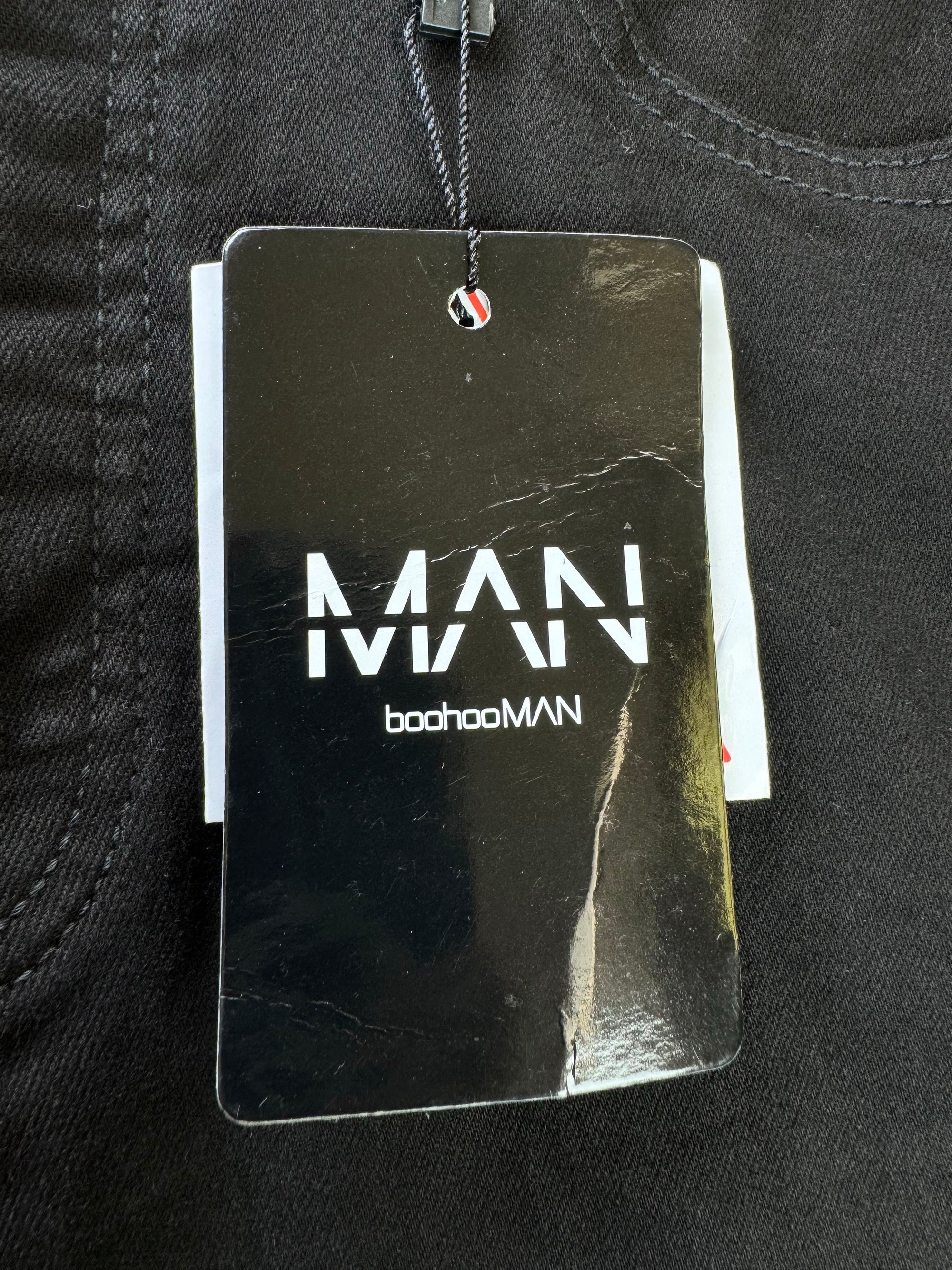 MAN® Waist: 28" to 30" | Black | Denim Shorts | Cotton - Elastane | 1674 - Genuine Maal