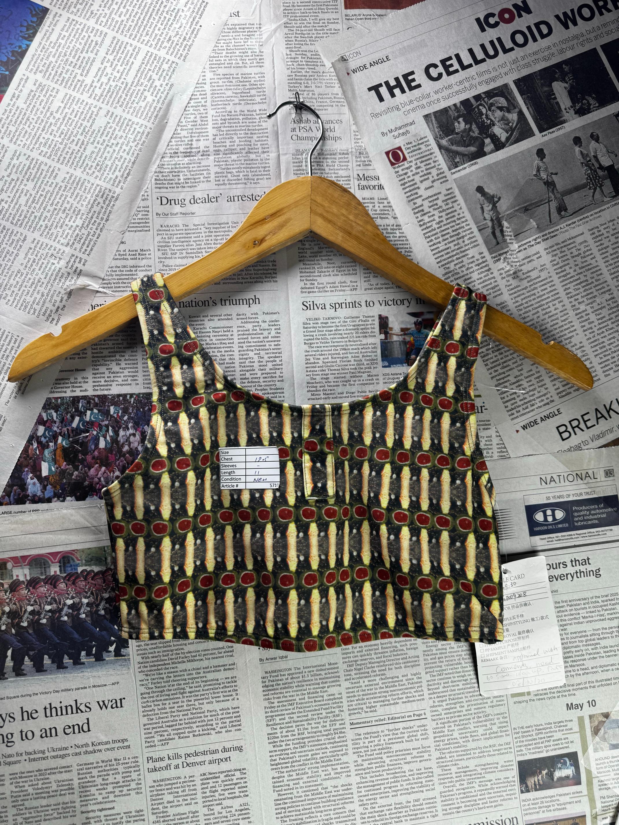 Bonnie® XS | Bust: 12.5" | Geometric | Crop Top | B8 - 5710 - Genuine Maal