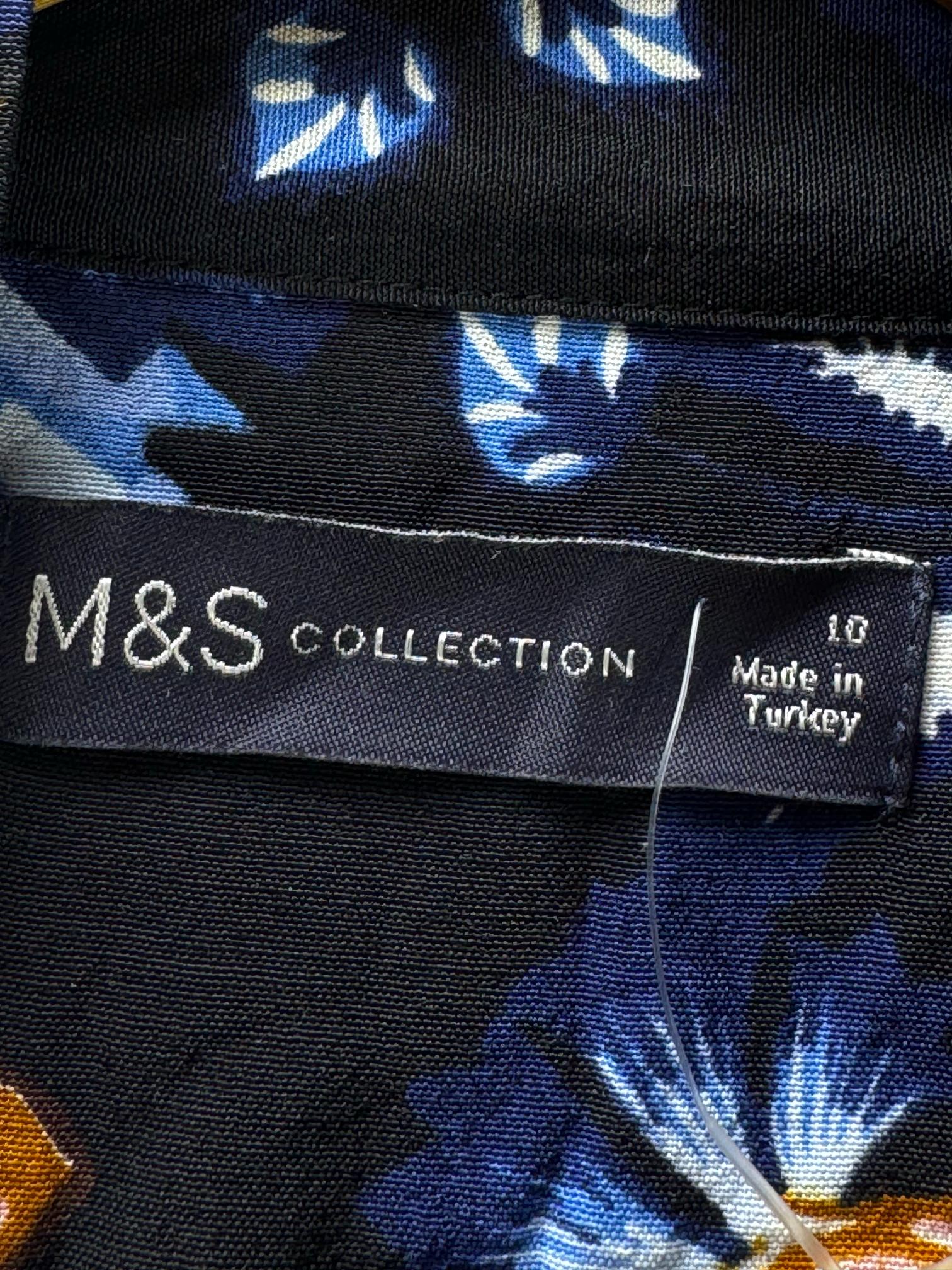 M&S® Medium | Bust: 19.5" | Floral | Shirt | B8 - 5722 - Genuine Maal