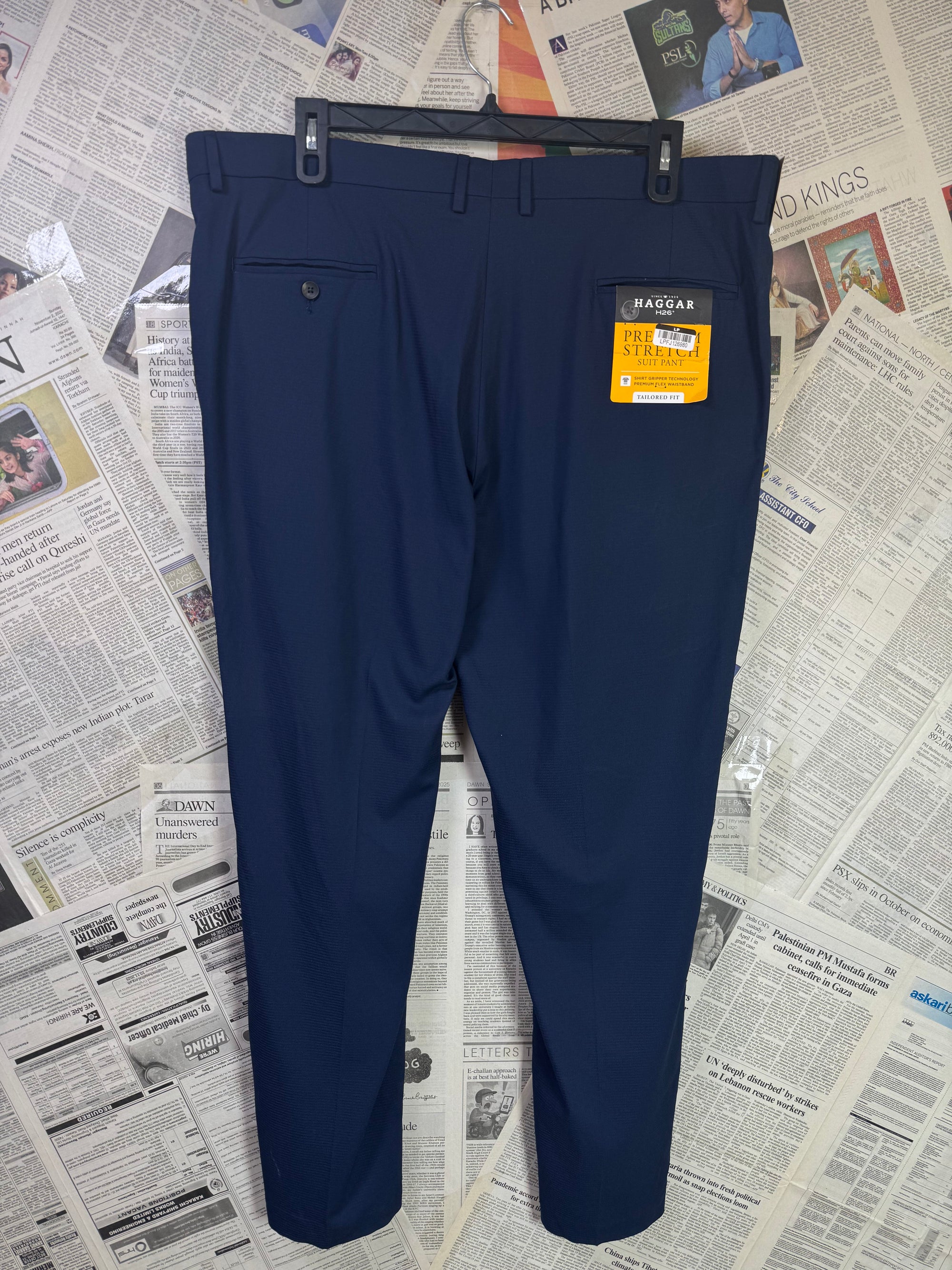 Haggar® Waist: 42" | Navy | Dress Pant | 955 - Genuine Maal