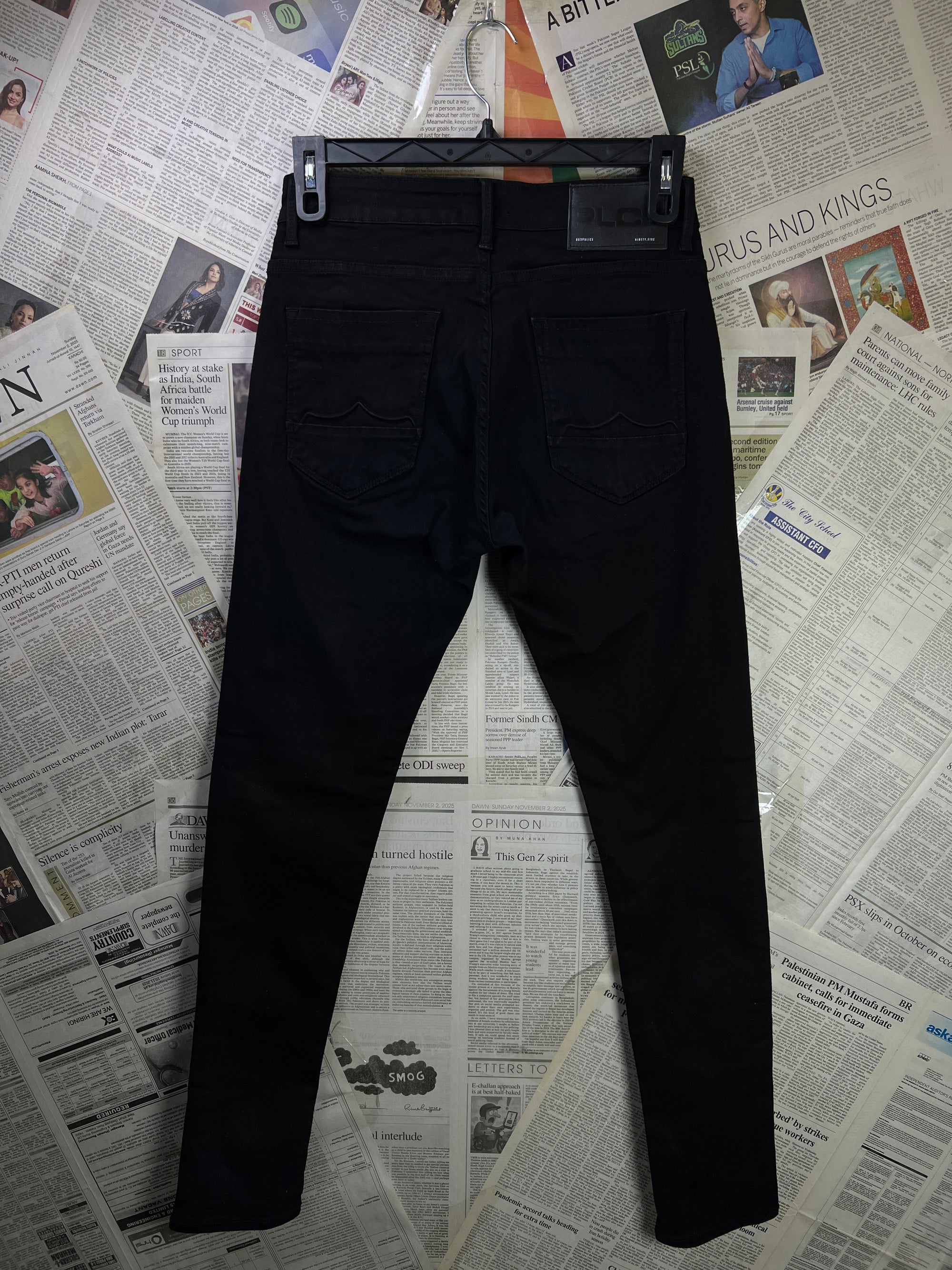 883 Police® Waist: 28" to 30" | Black | Denim Pants | Slim Fit | 2416 - Genuine Maal