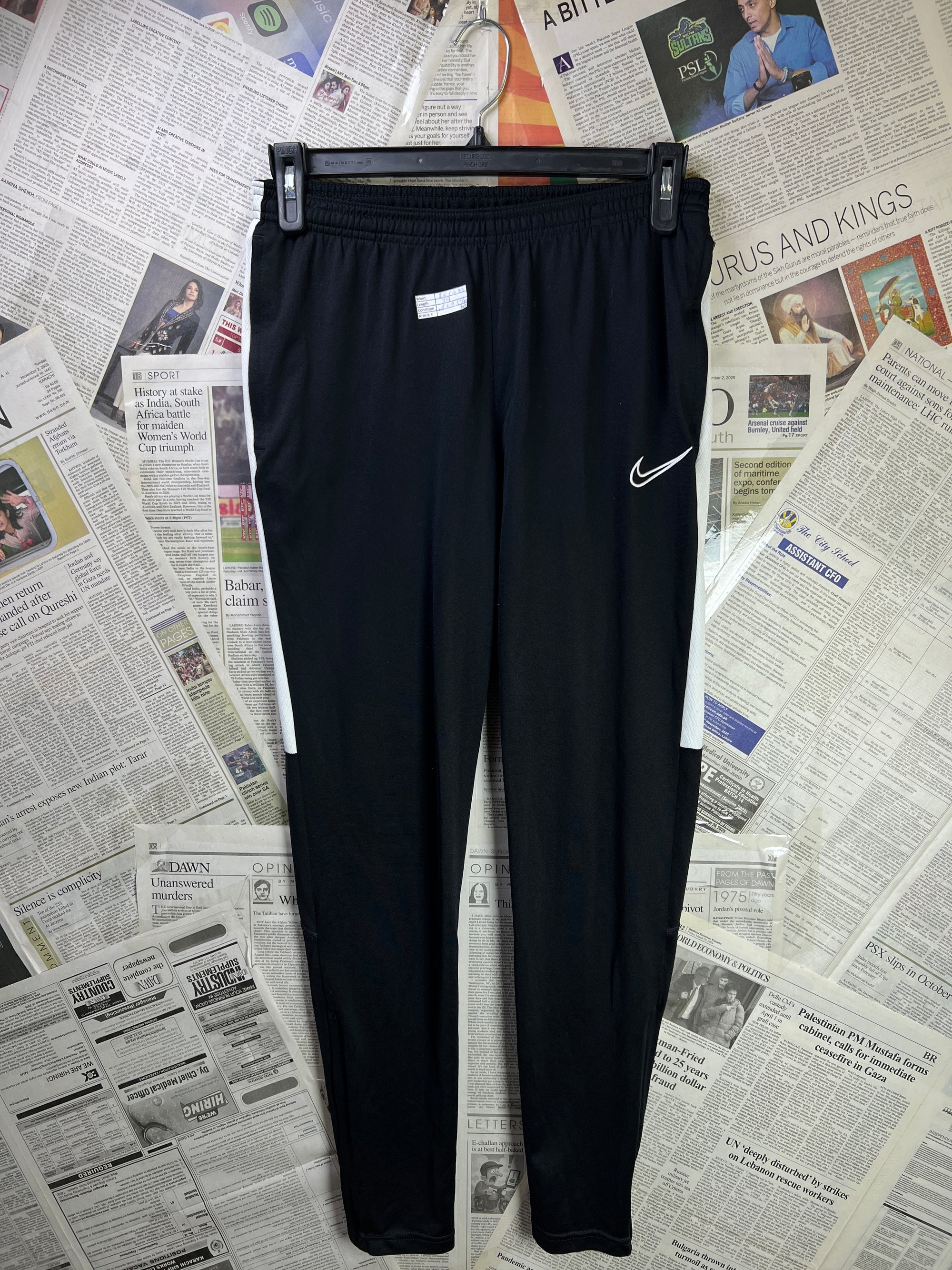 N*ke® Waist: 28" to 30" | Black | Trouser | Stretch Lining | 2429 - Genuine Maal