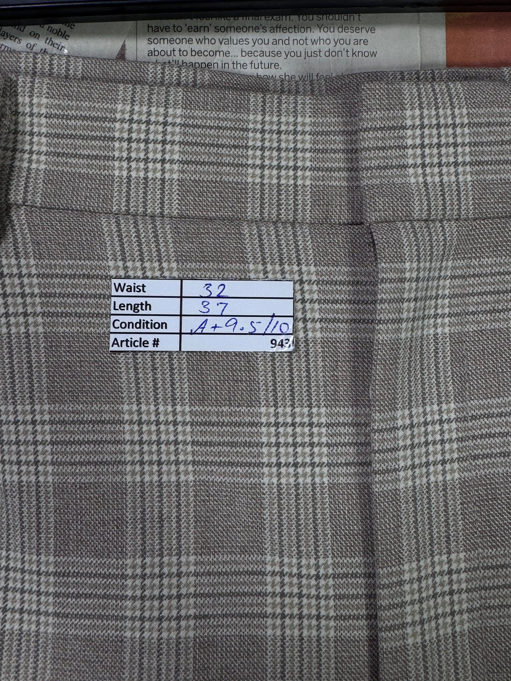 Uniqlo® Waist: 32" | Beige Check | Pant | 943 - Genuine Maal