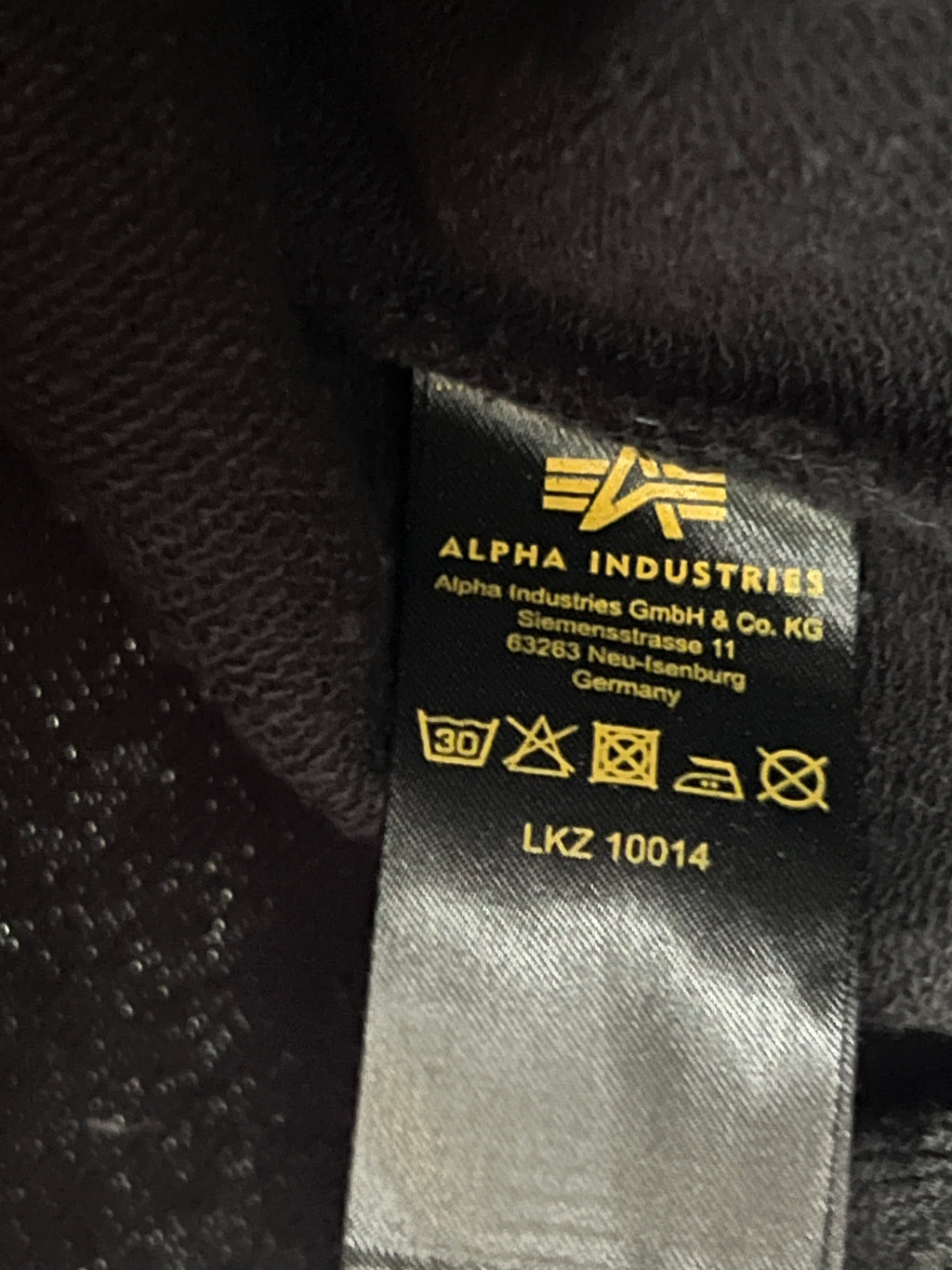 Nas*® Large | Chest: 23.5" | Black | Sweat Shirt - Genuine Maal