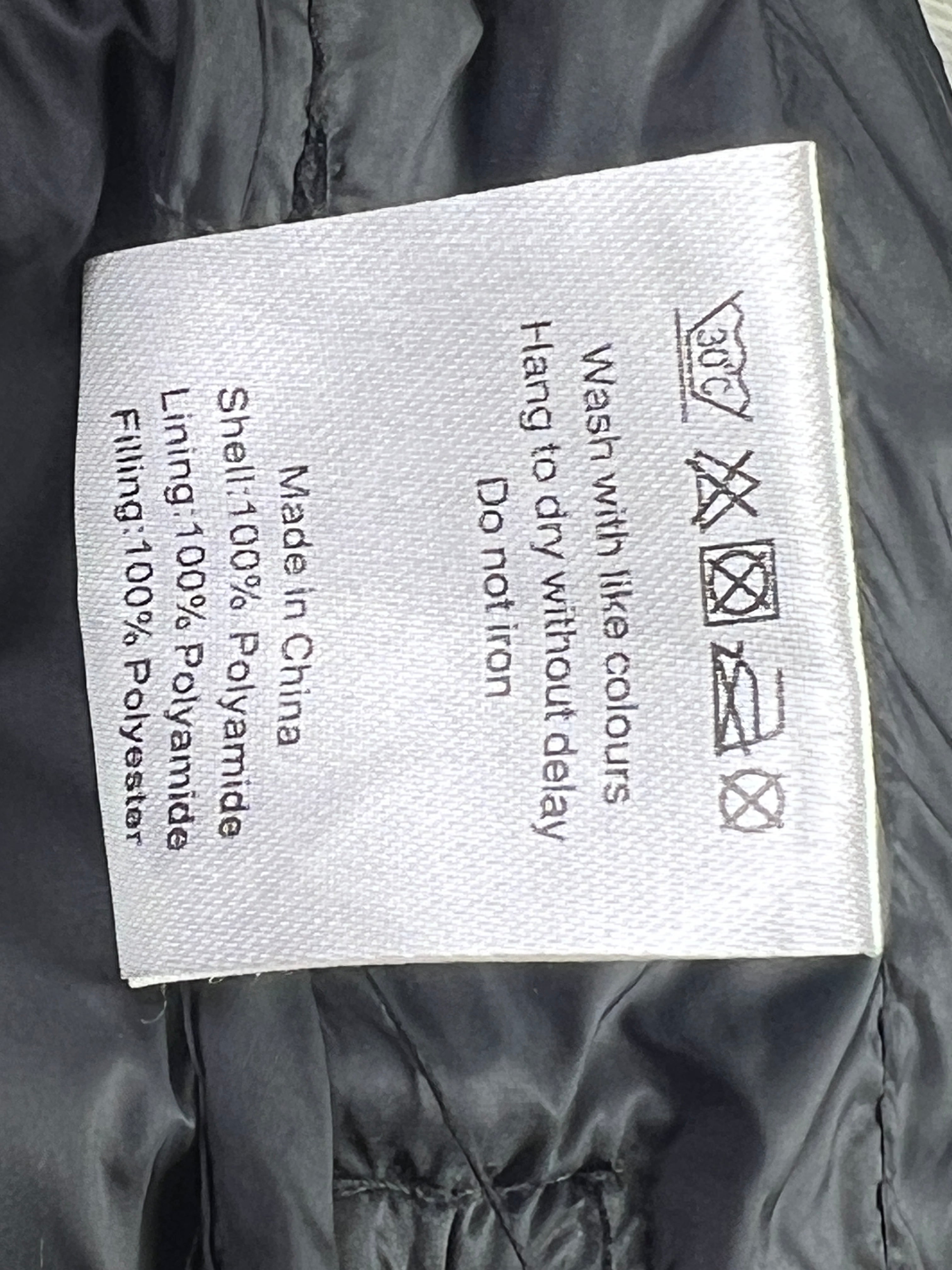 Nicce® Medium | Chest: 22" | Black | Sleeveless Puffer Jacket | 1986 - Genuine Maal