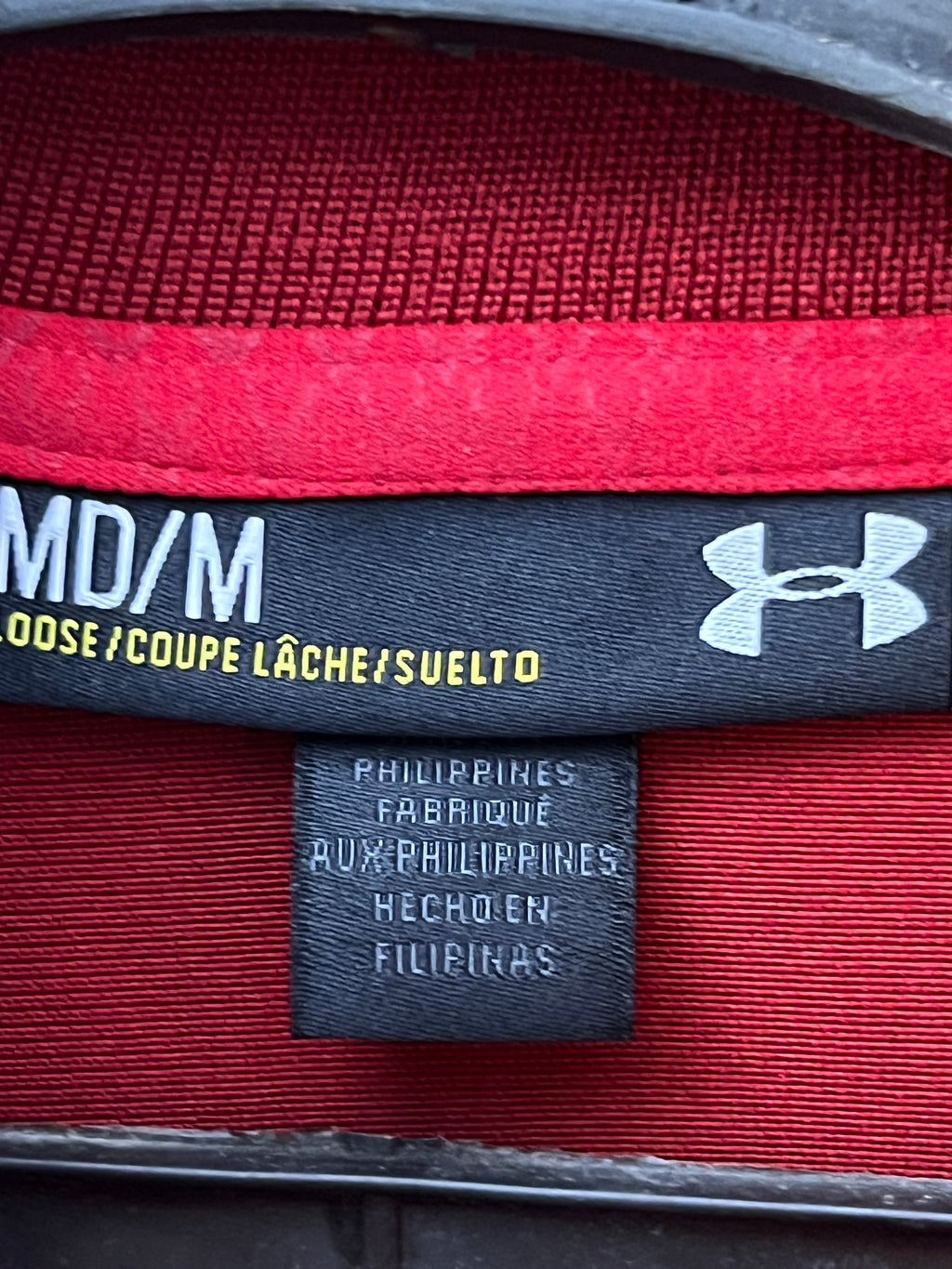 Under Armour® Medium | Chest: 22.5 | Red | Jacket - Genuine Maal