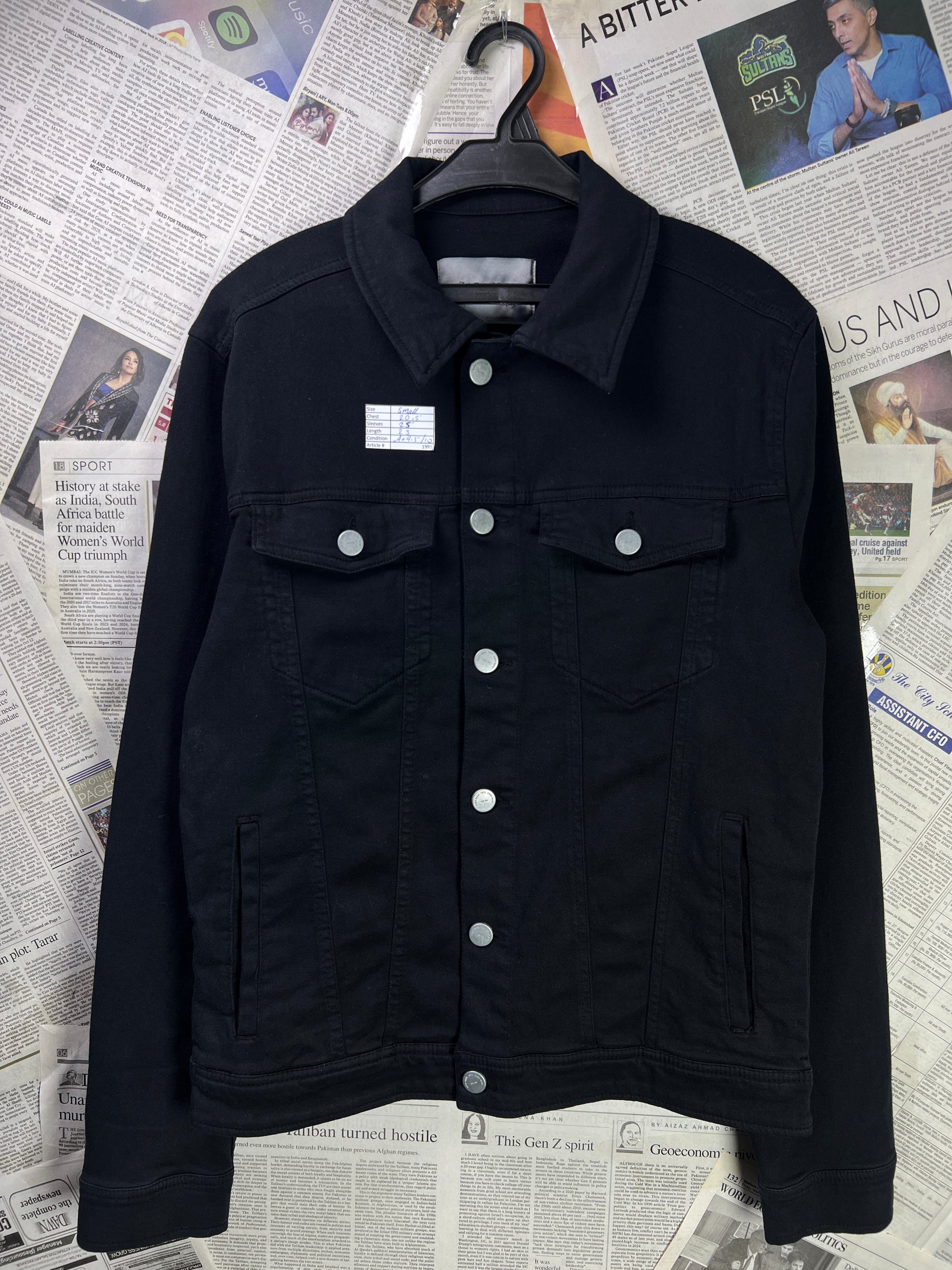 Zara® Small | Chest: 20.5" | Black | Denim Short Length Jacket | 1991 - Genuine Maal