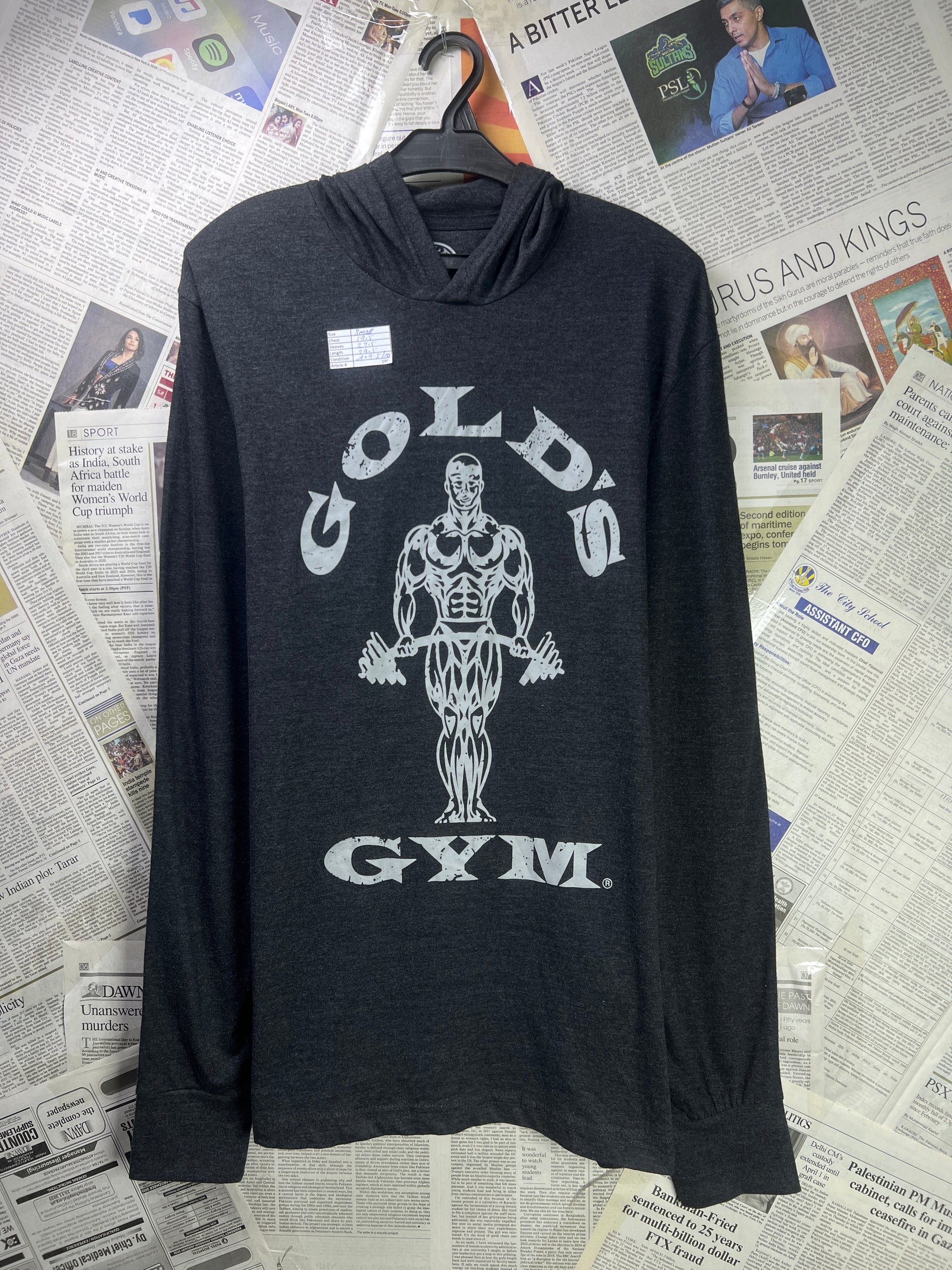 Gold's Gym® Small | Chest: 19.5" | Charcoal | Gym Hoodie | 1958 - Genuine Maal