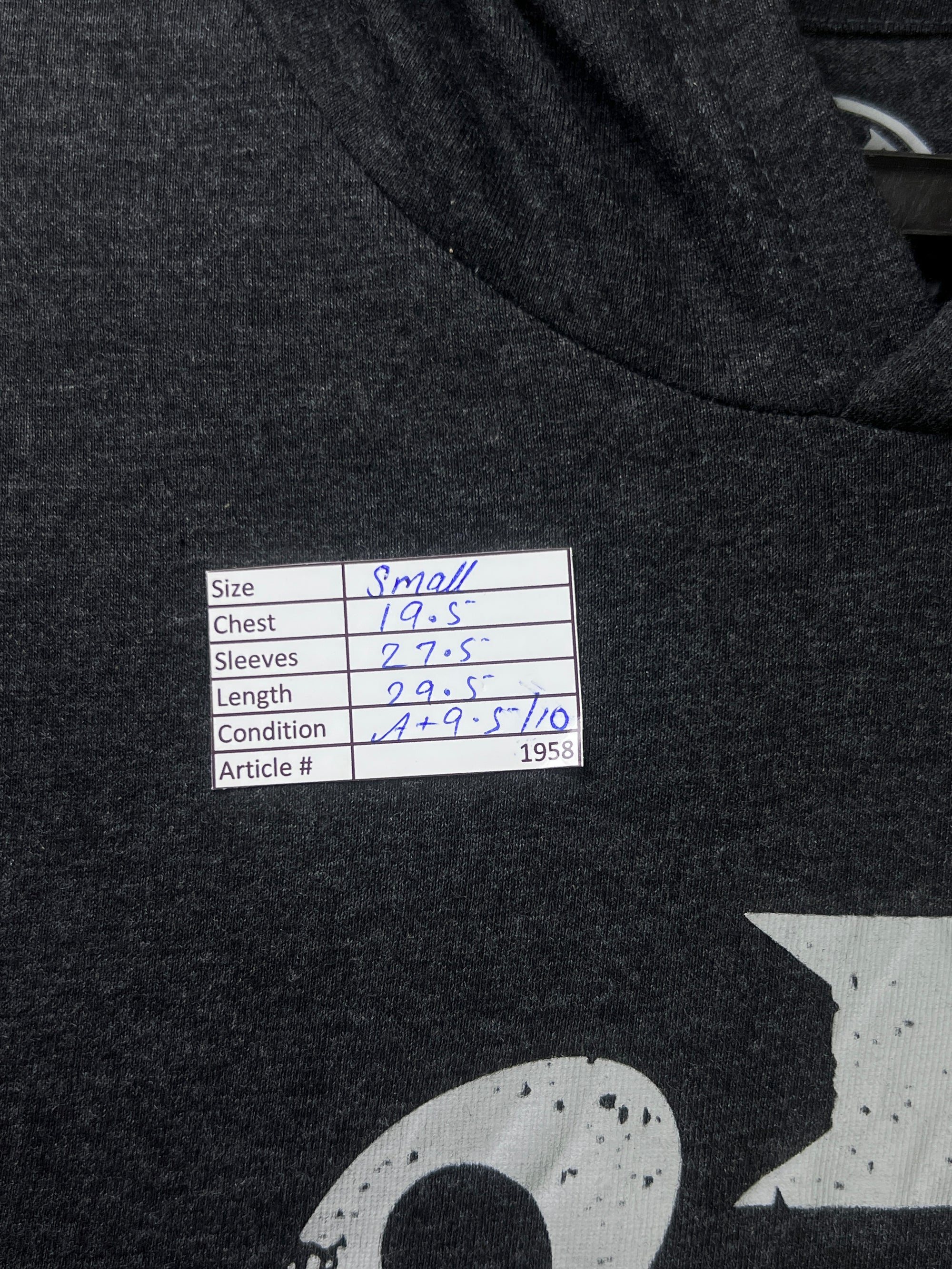 Gold's Gym® Small | Chest: 19.5" | Charcoal | Gym Hoodie | 1958 - Genuine Maal