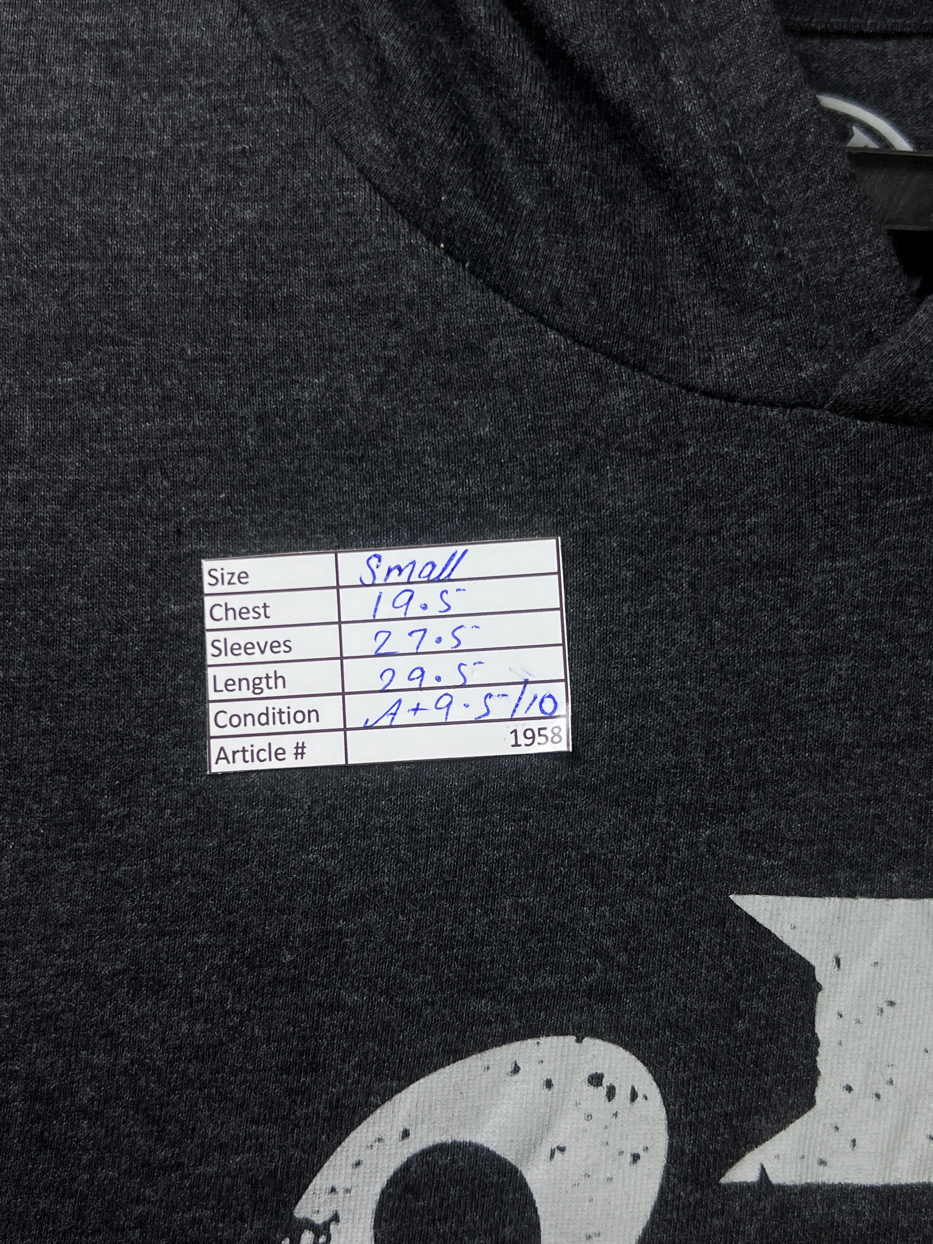 Gold's Gym® Small | Chest: 19.5" | Charcoal | Gym Hoodie | 1958 - Genuine Maal