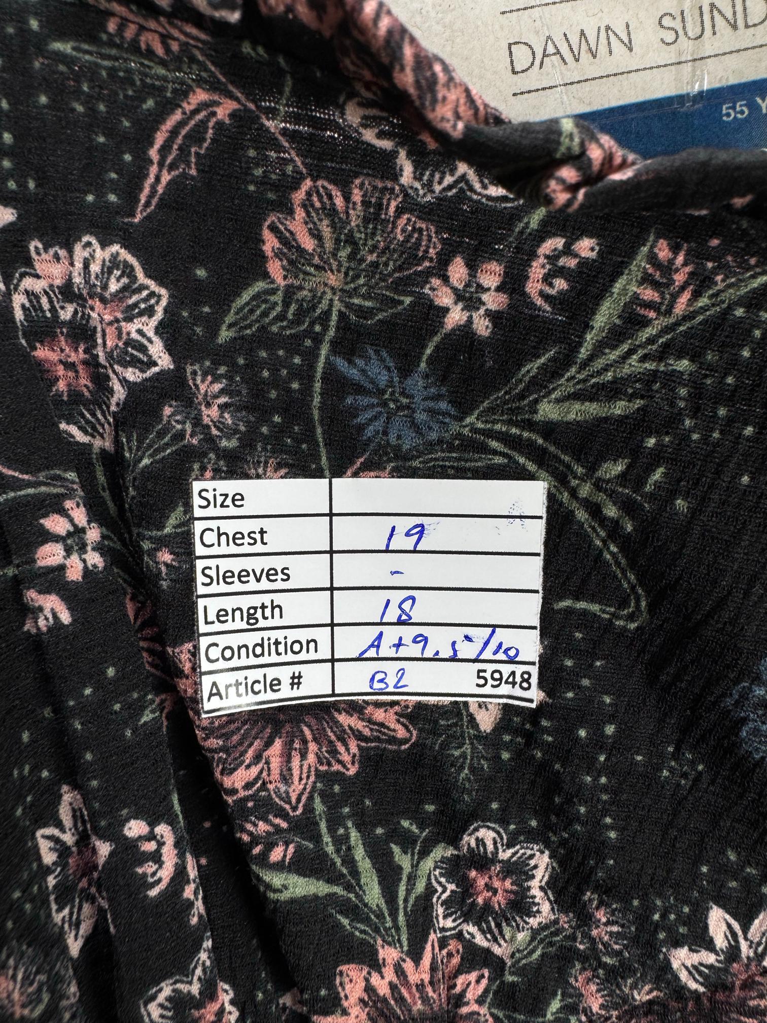 ONLY® Medium | Bust: 19" | Floral | Crop Top | B2 - 5948 - Genuine Maal