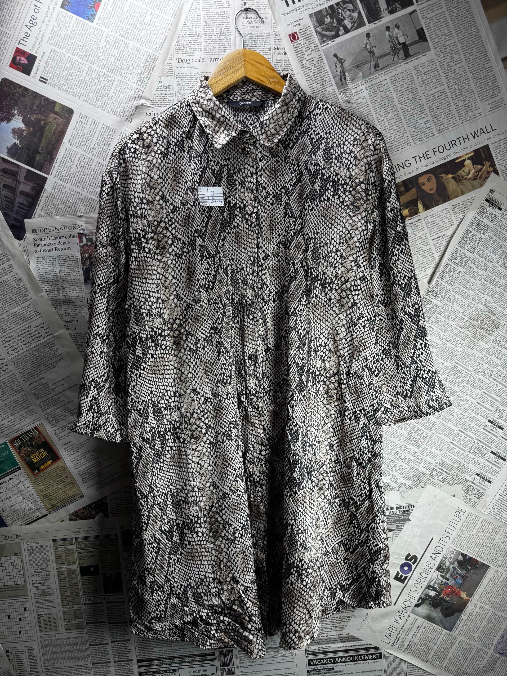 George® XXL | Bust: 23" | Snake Skin Print | Blouse Shirt | B1 - 5915 - Genuine Maal