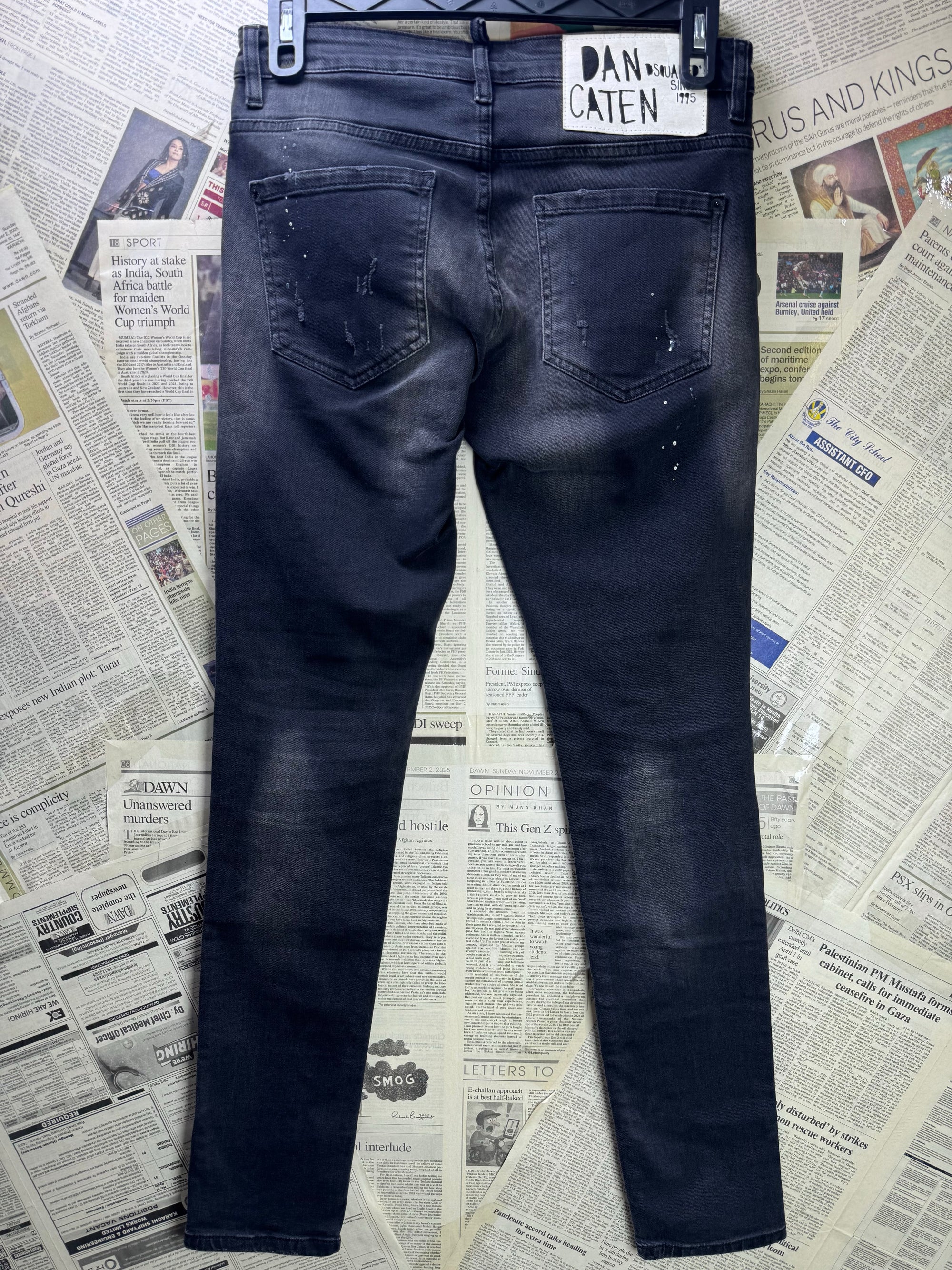 DSQUARED2® Waist: 30" | Black | Skinny Fit Bikers Distressed Denim Pants | Cotton - Elastane | 1670 - Genuine Maal