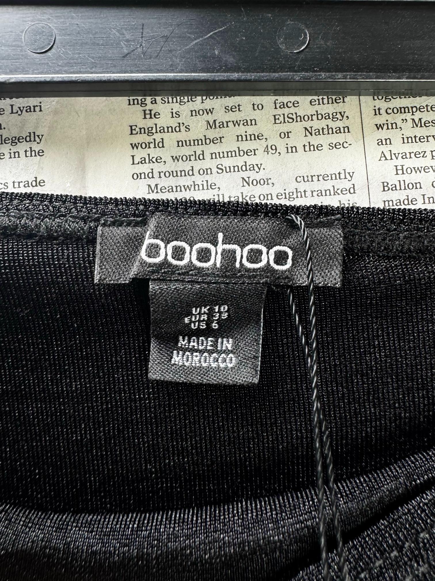 Boohoo® Waist: 26" to 28" | Black | Mini Skirt | B1 - 2815 - Genuine Maal