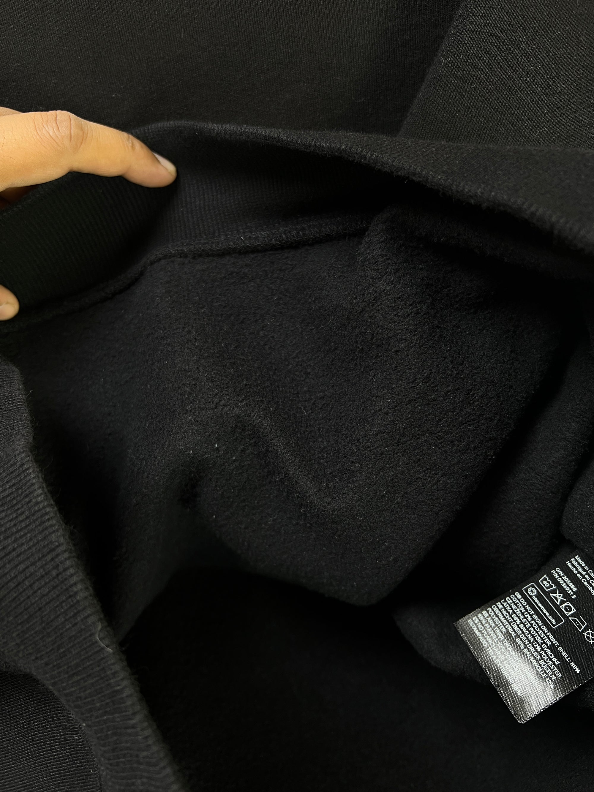 H&M® Large | Chest: 23" | Black | Heavy Sweat Shirt | Fleece Lining | 1981 - Genuine Maal