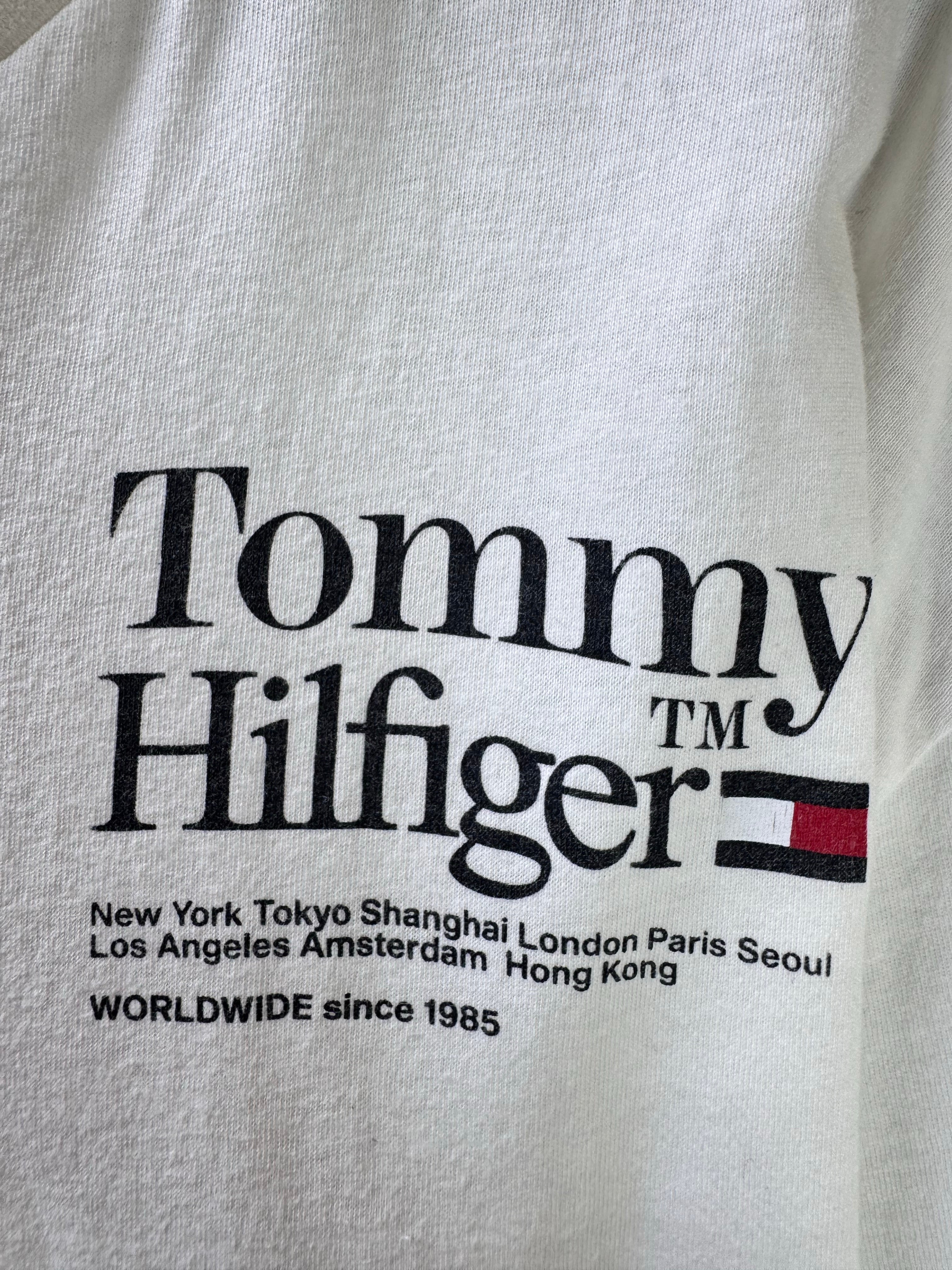 Tommy Hilfig*r® Medium | Chest: 22" | White | T-Shirt | Cotton | 3928 - Genuine Maal