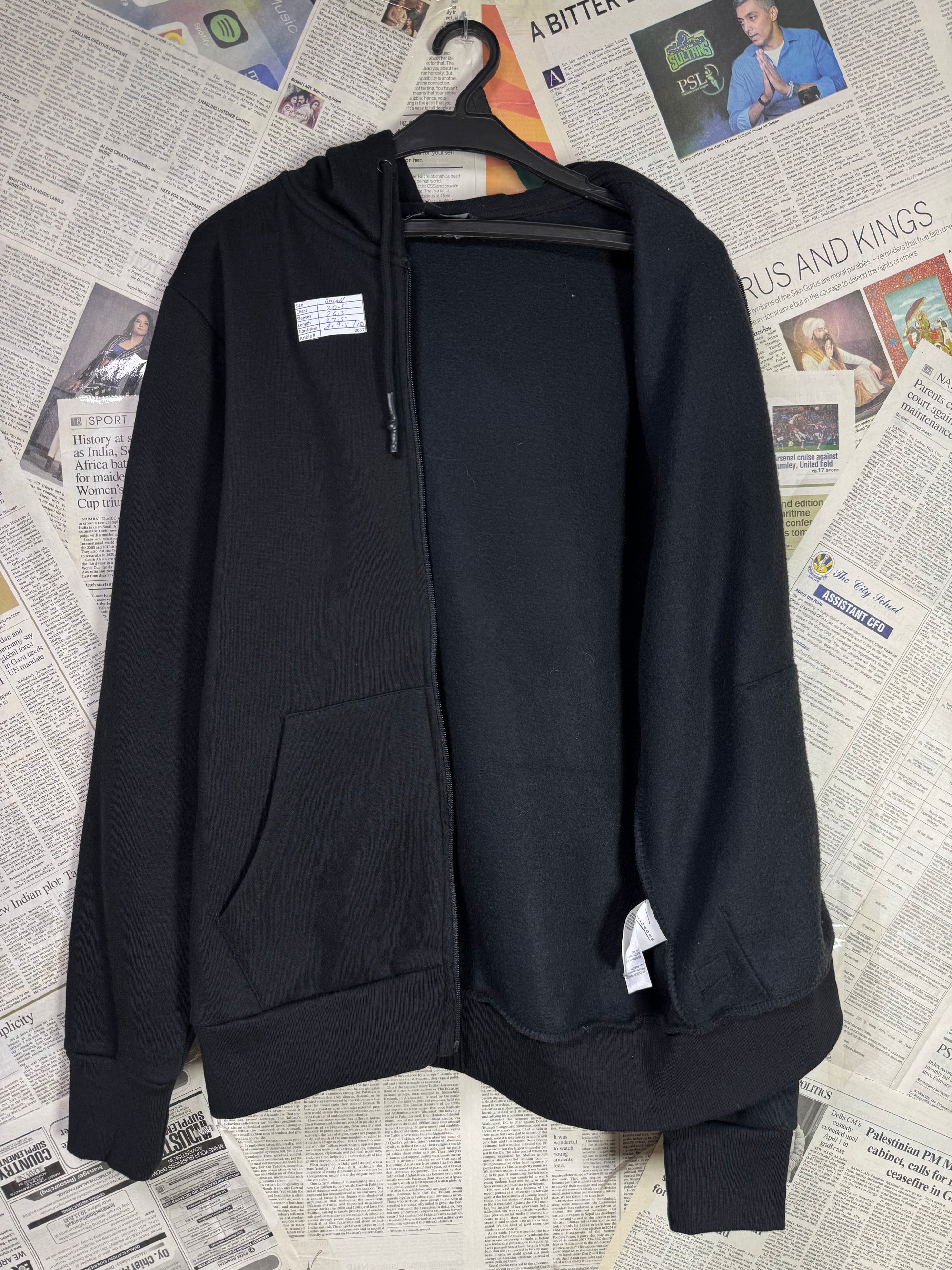 Peacock® Small | Chest: 20.5" | Black | Jacket with Hoodie | Inner: Fleece | 2057 - Genuine Maal