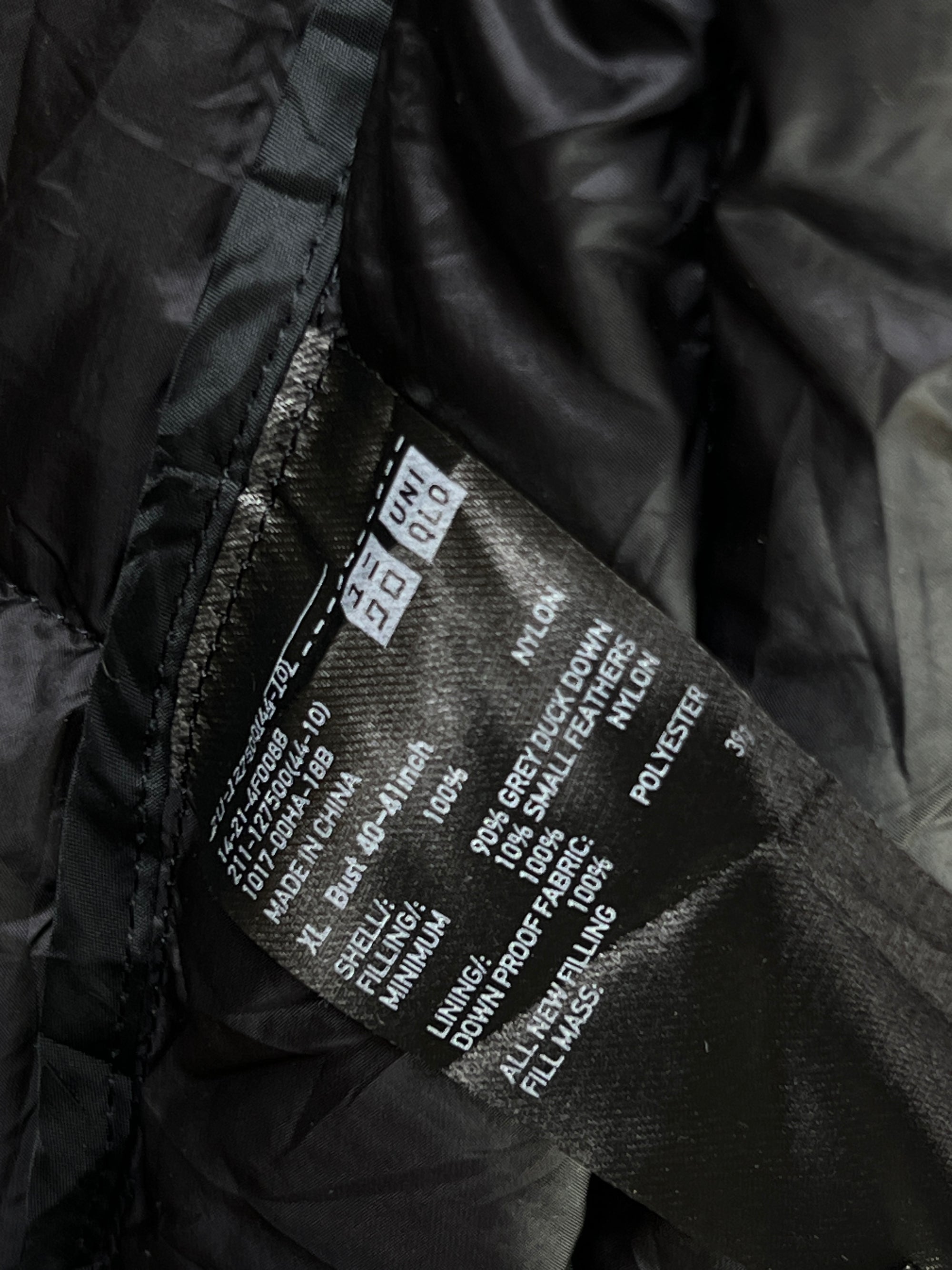 Uniqlo® Small | Chest: 21" | Black | Sleeveless Puffer Jacket | Grey Duck/Down Feather Filling | 1747 - Genuine Maal