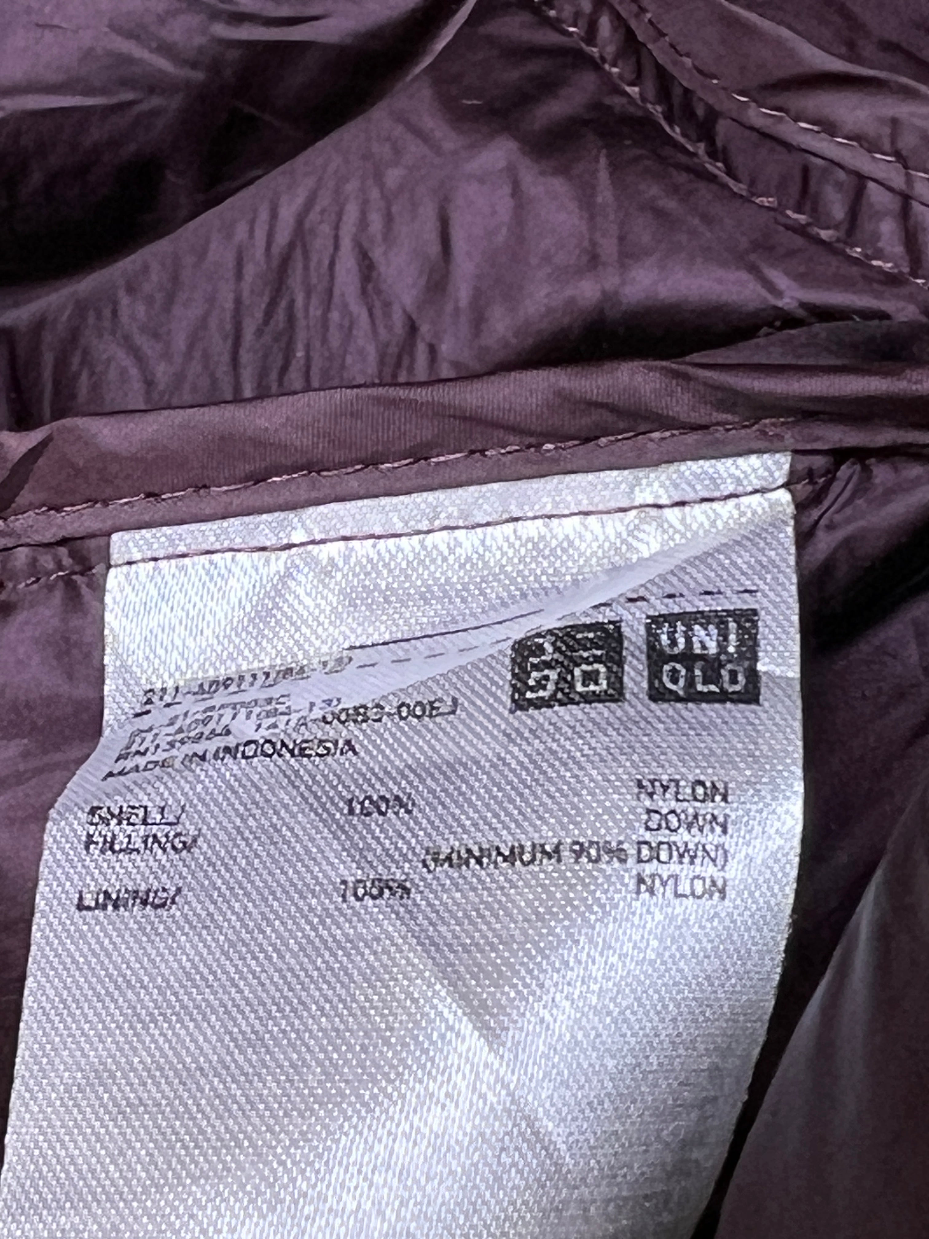 Uniqlo® Medium | Chest: 21.5" | Wine | Sleeveless Puffer Jacket | Grey Duck Down/Feather Filling | 1749 - Genuine Maal
