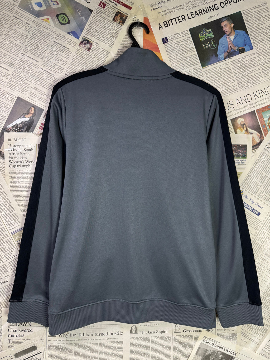 Under Armo*r® XS | Chest: 18.5" | Grey | Jacket | 1971 - Genuine Maal