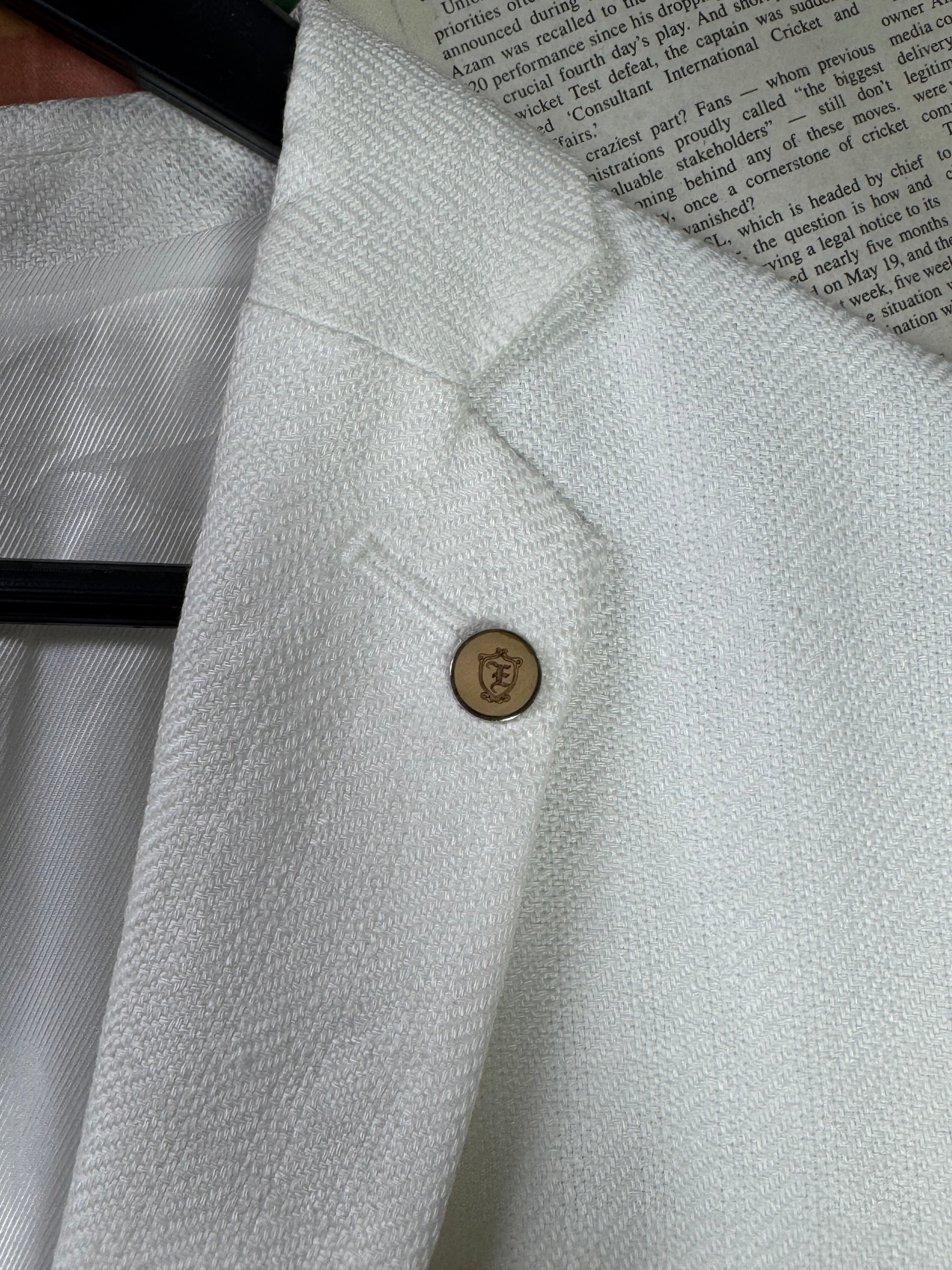 Splash® Small | Chest: 19" | White | Coat | 100% Linen | 2054 - Genuine Maal