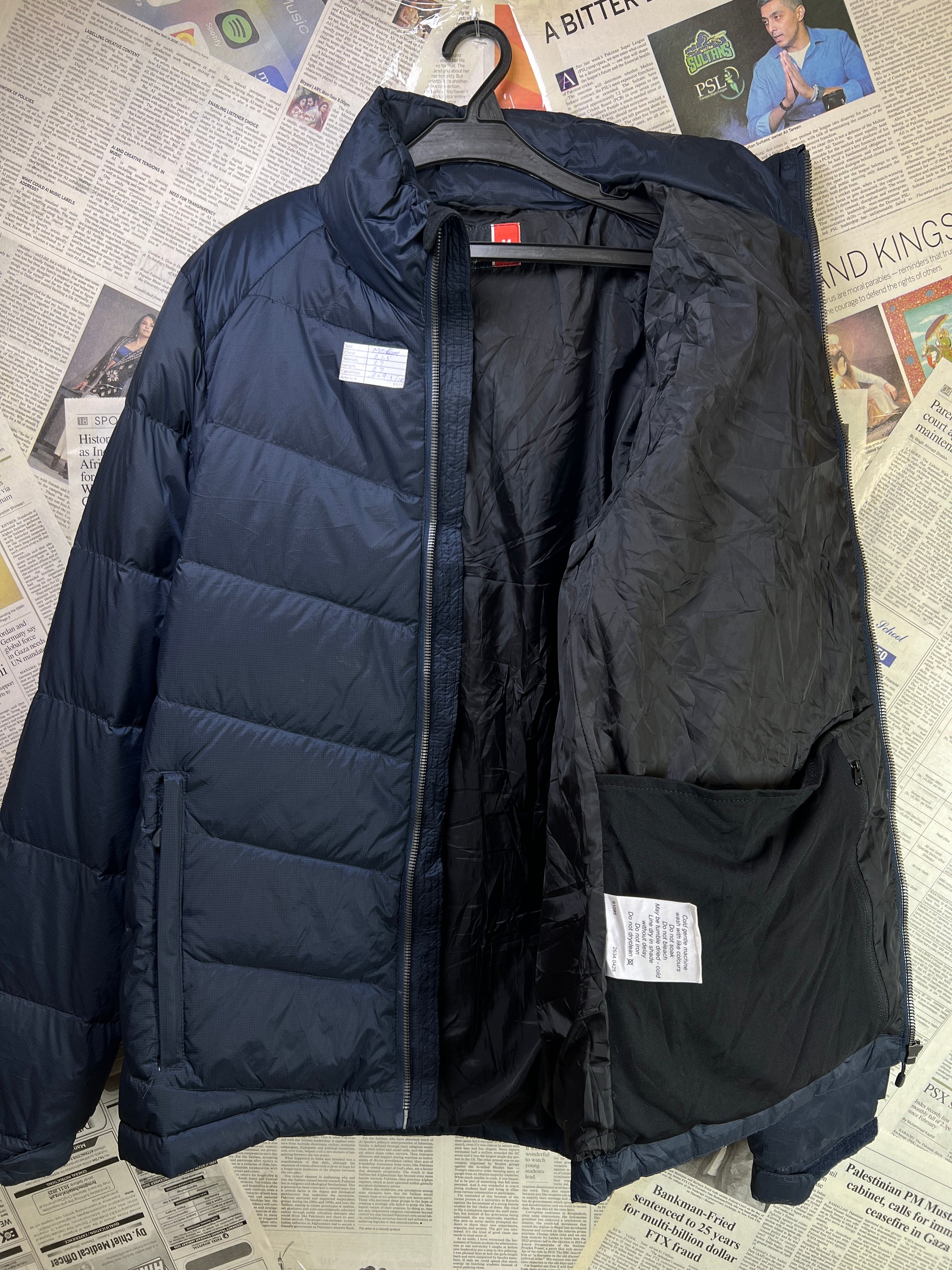 Crane® Medium | Chest: 21.5" | Navy Blue | Puffer Jacket with Convertible Hoodie | Down/Feather Filling | 1977 - Genuine Maal